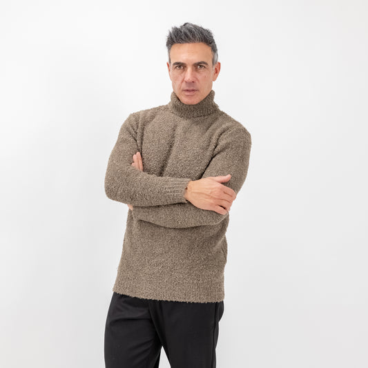 Maglione collo alto bouclè - Fango