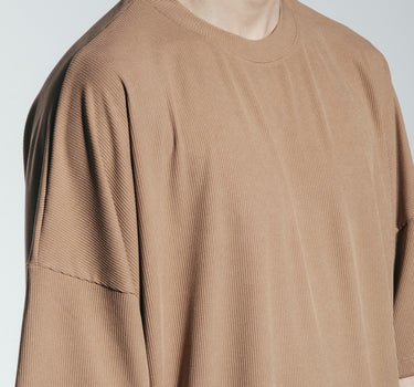 T-shirt oversize con cucitura a rilievo sul retro - Camel