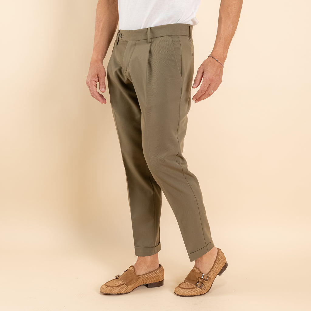 Pantalone slim fit con Pinces e risvolto - Militare