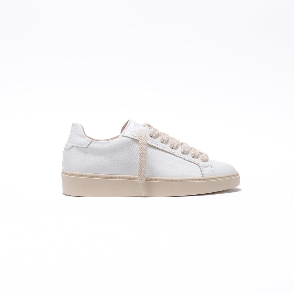 Sneaker Essenziale in Pelle Bottolata - Panna