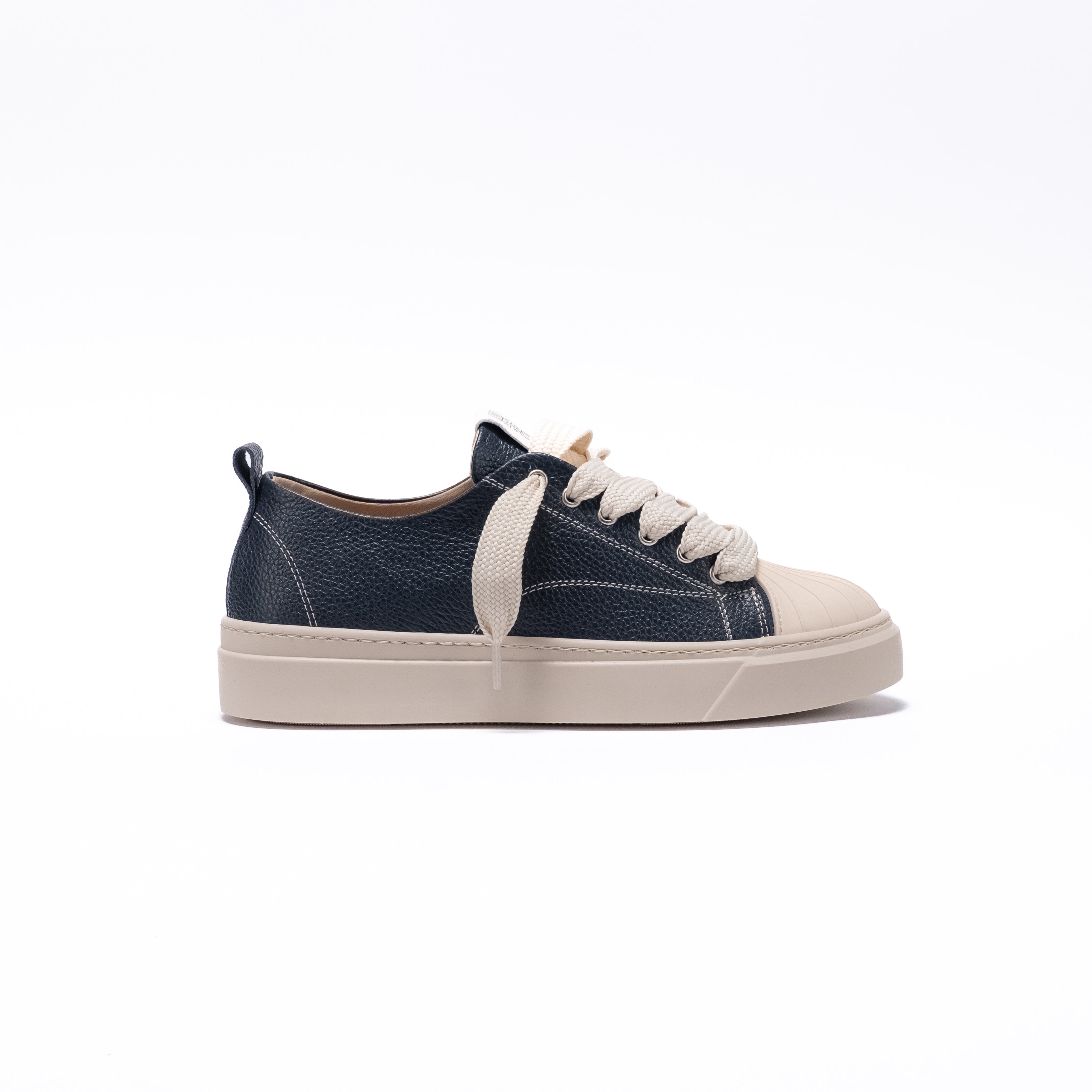 Sneaker Bassa in Pelle Bottolata con Punta in Gomma – Blu