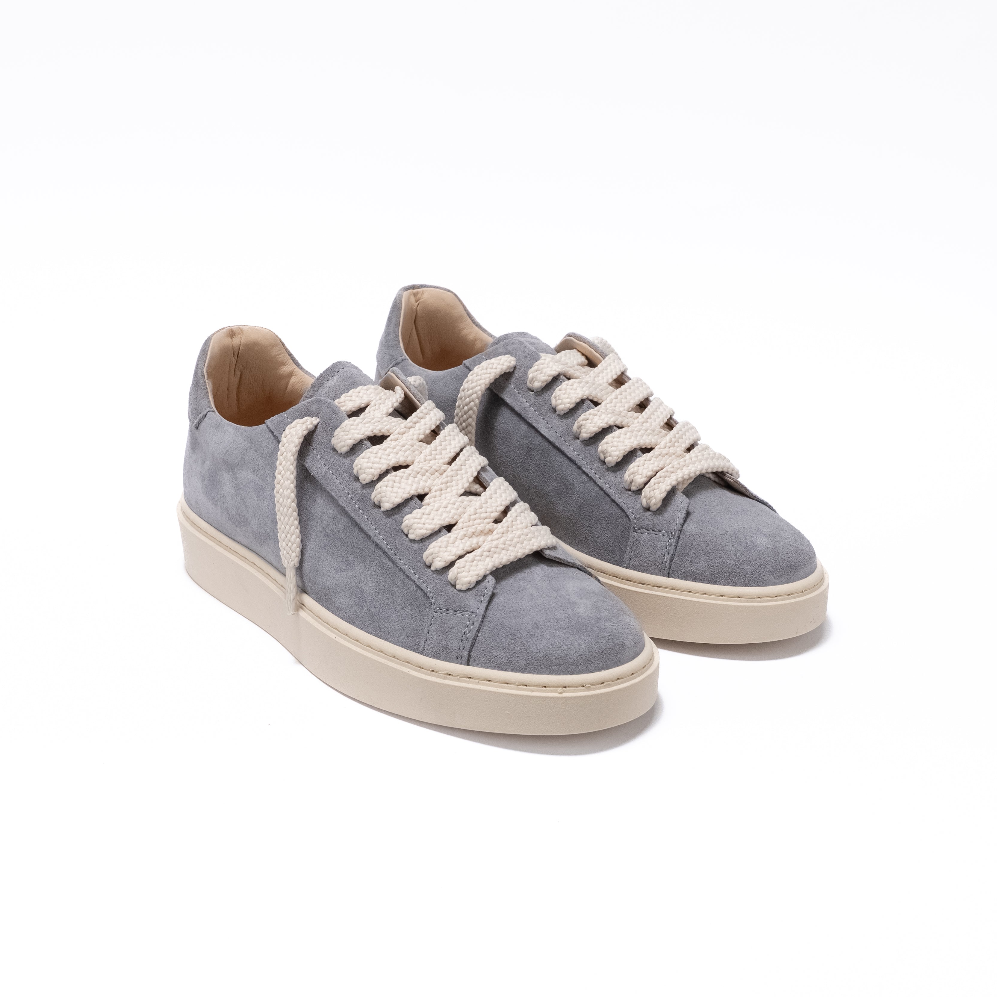 Sneaker Essenziale in Camoscio - Grigio