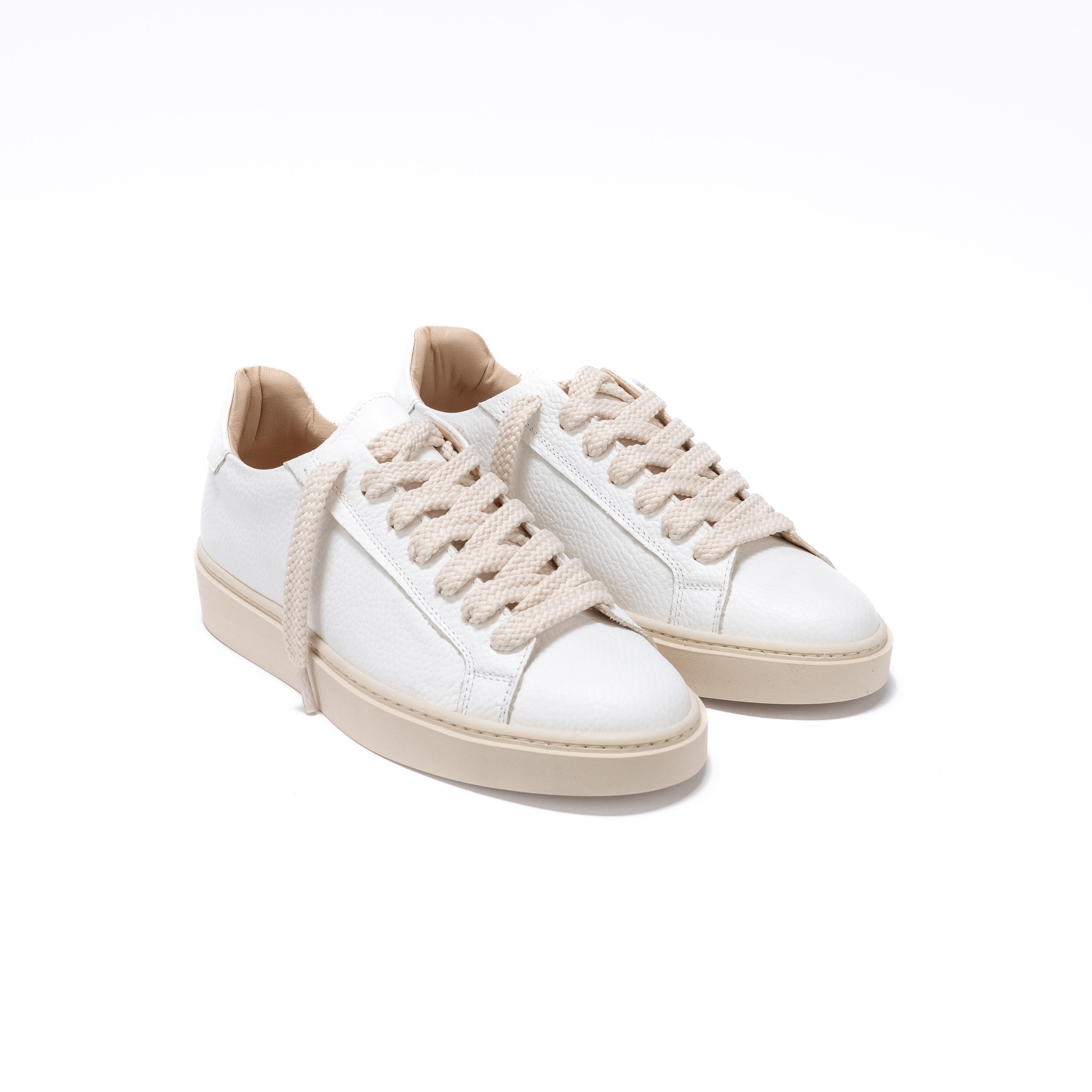 Sneaker Essenziale in Pelle Bottolata - Panna