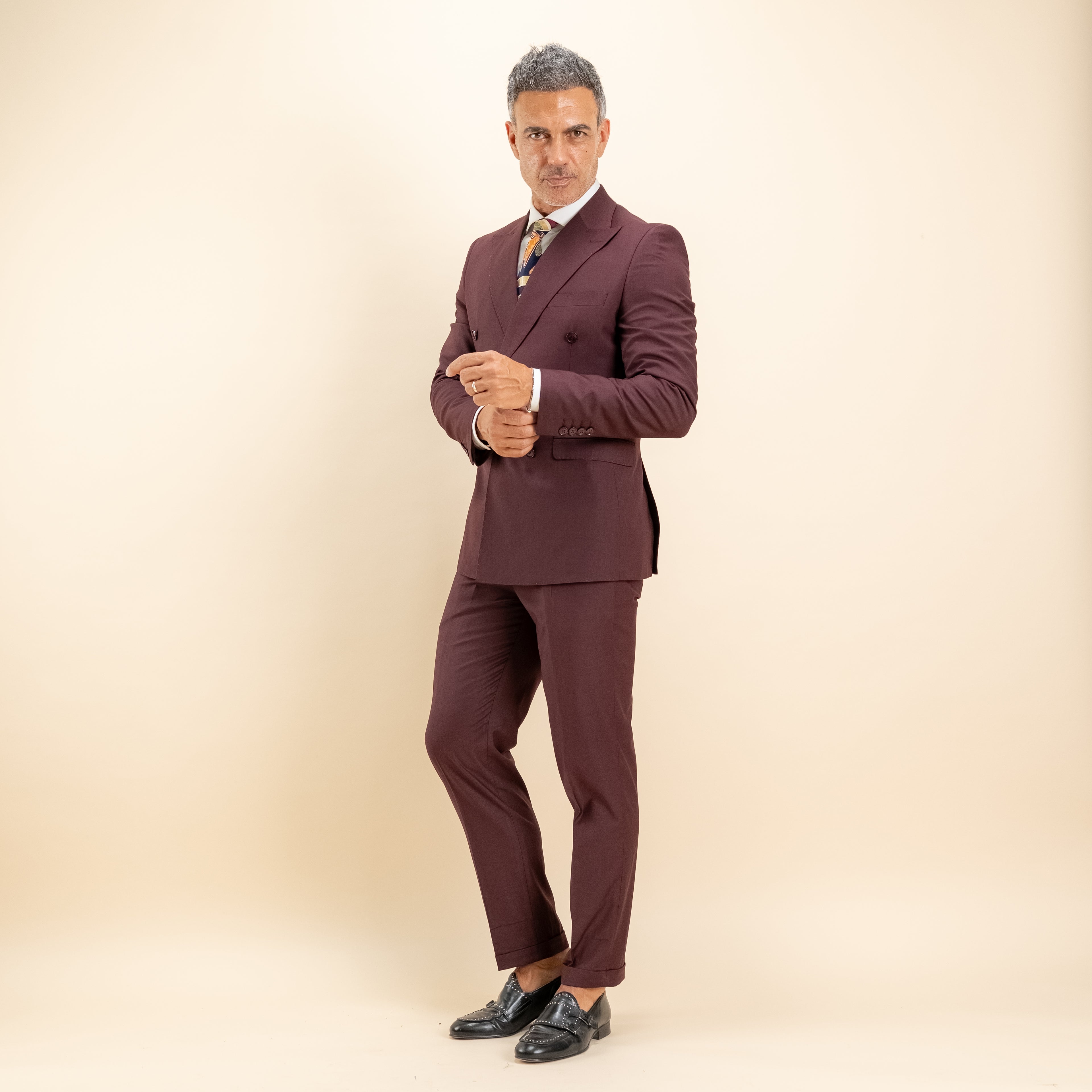 Abito doppiopetto e pantalone con molla - Vinaccia