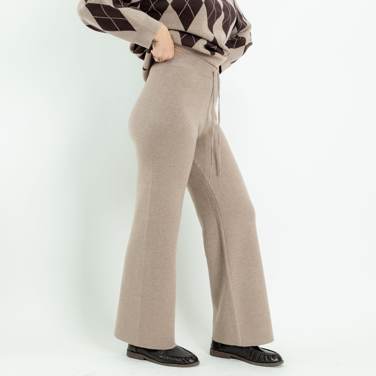 Coordinato Donna in Maglia con Fantasia a Rombi e Pantalone Palazzo - Fango