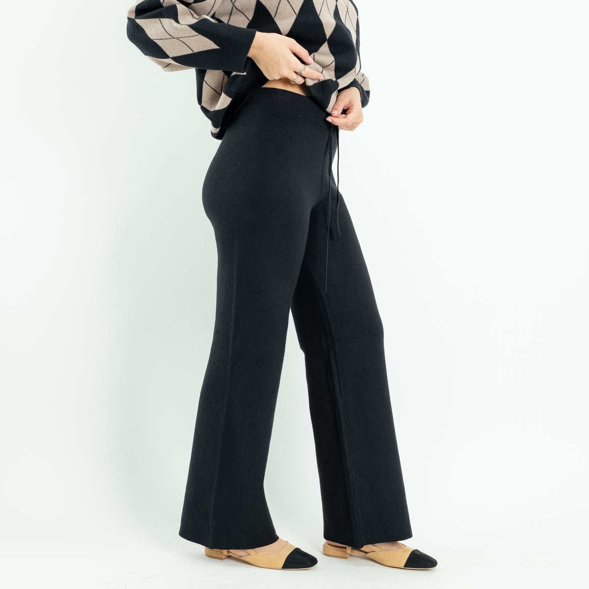 Coordinato Donna in Maglia con Fantasia a Rombi e Pantalone Palazzo - Nero
