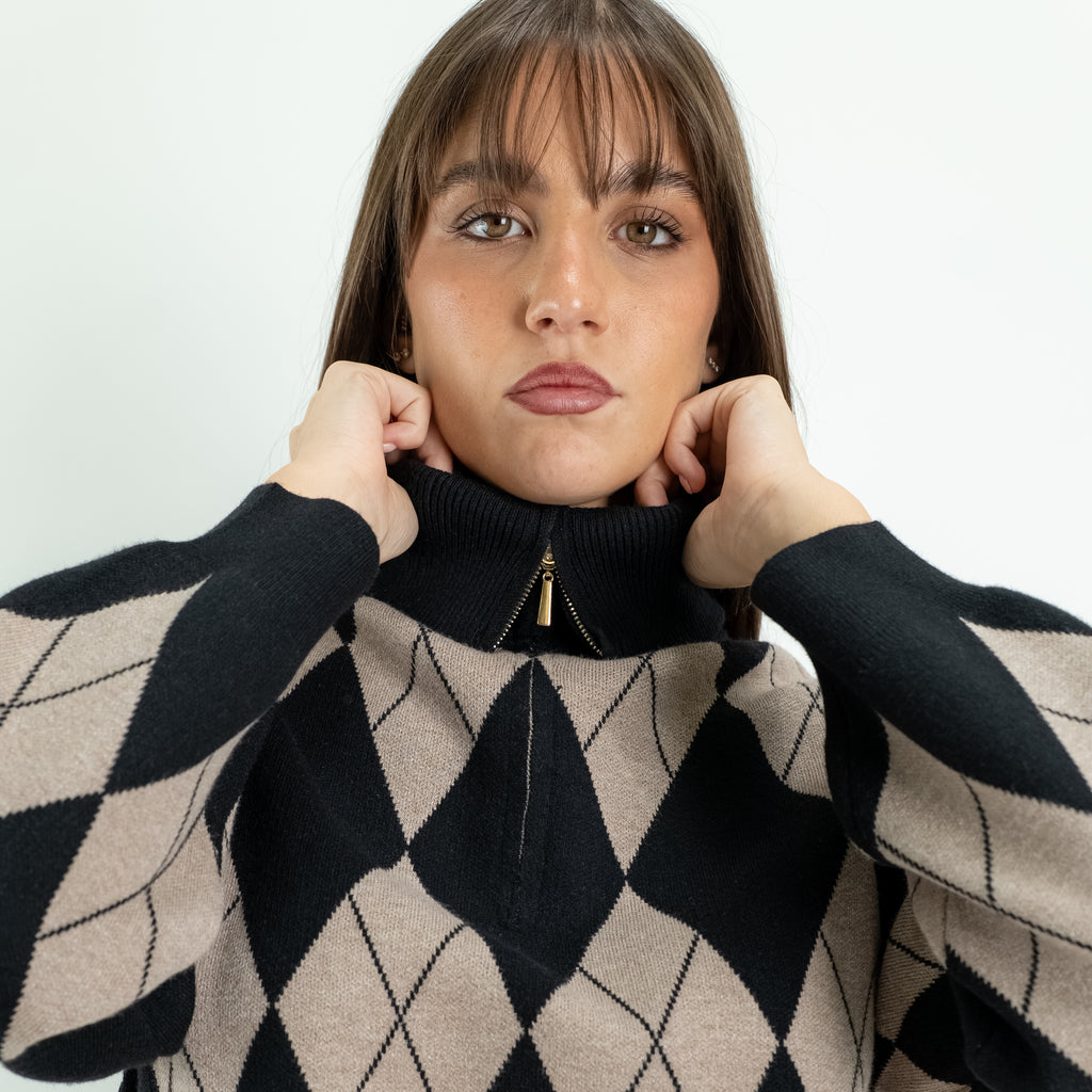 Coordinato Donna in Maglia con Fantasia a Rombi e Pantalone Palazzo - Nero