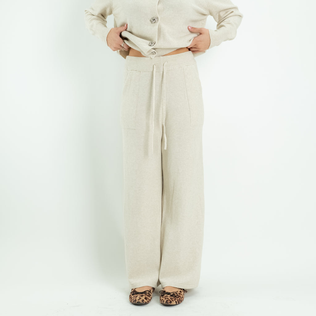 Coordinato in Maglia con Cardigan Gioiello e Pantalone Palazzo - Avorio