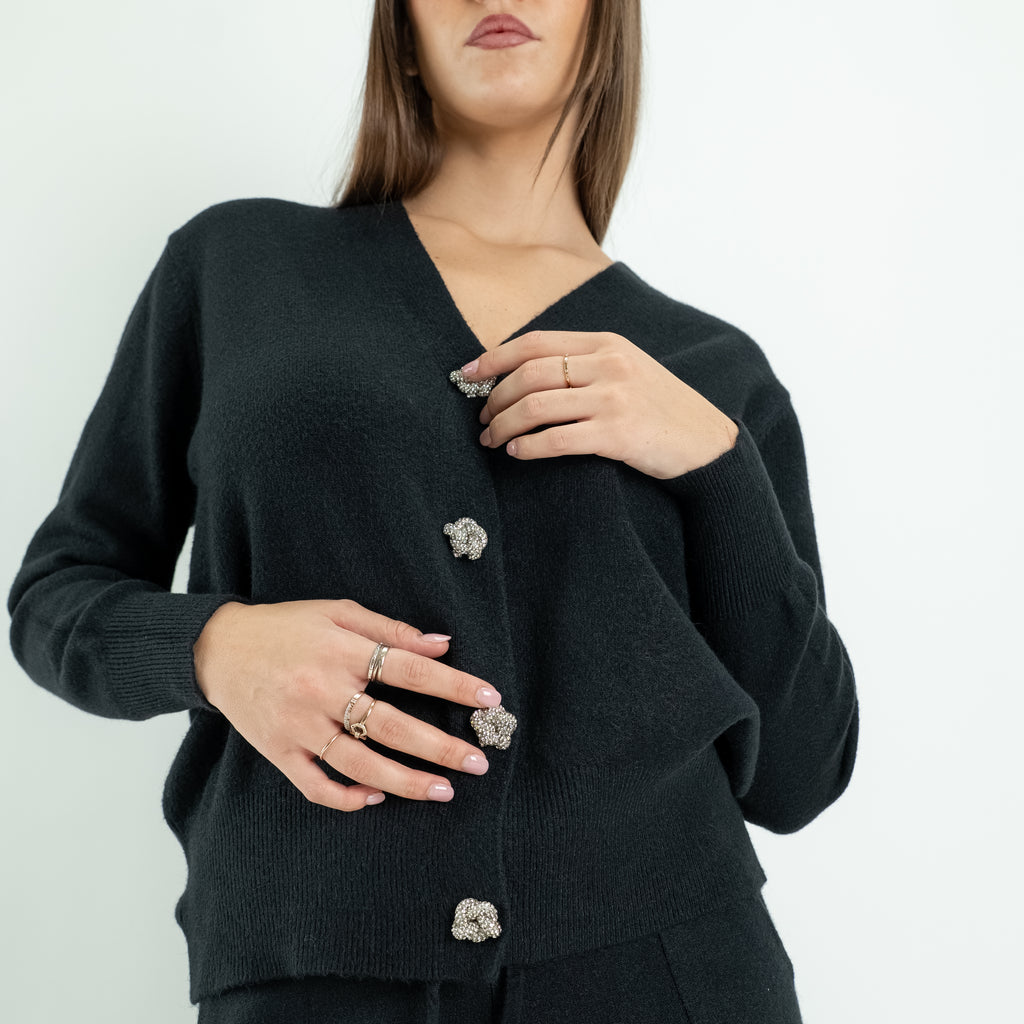 Coordinato in Maglia con Cardigan Gioiello e Pantalone Palazzo - Nero