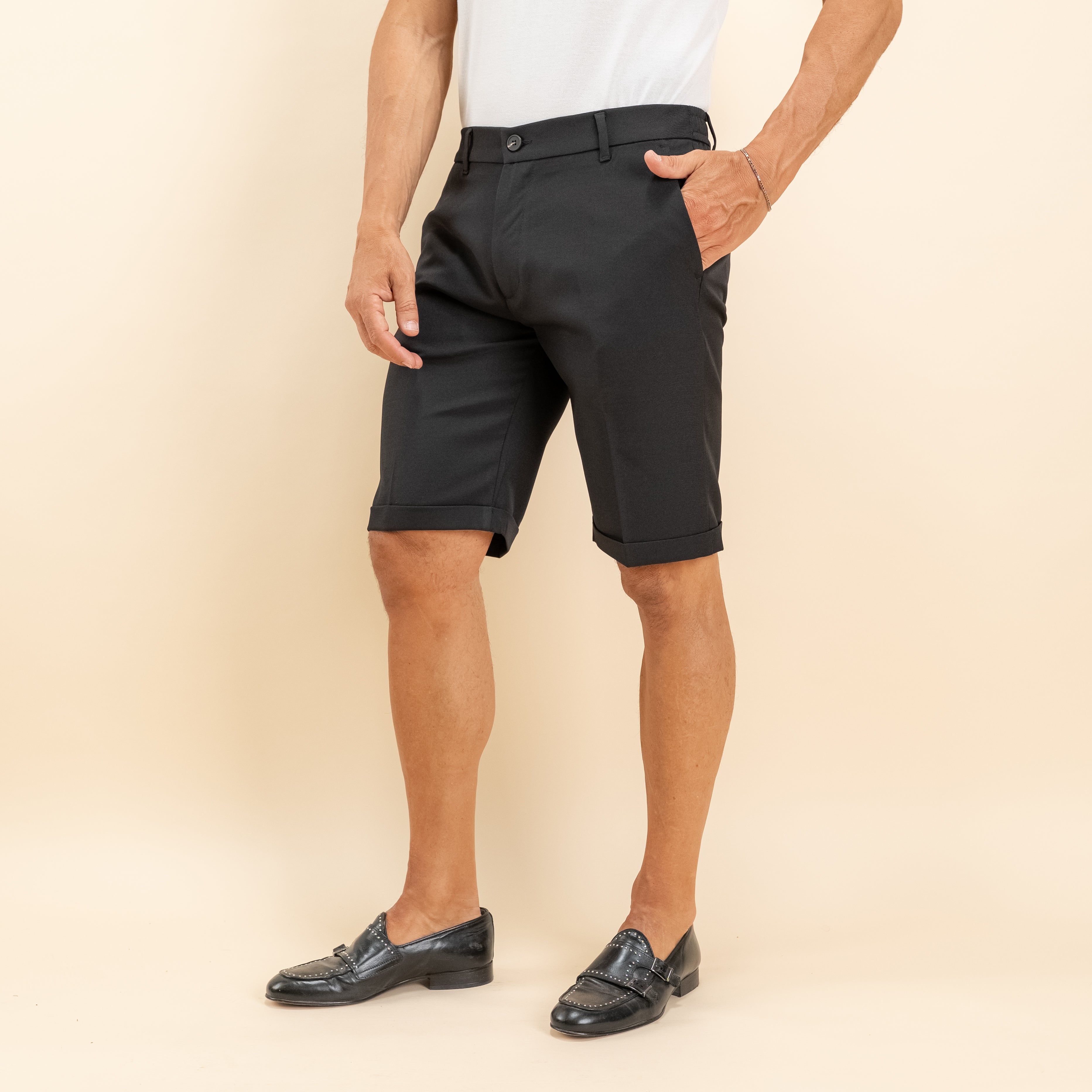 Bermuda sartoriale con elastico posteriore - Nero