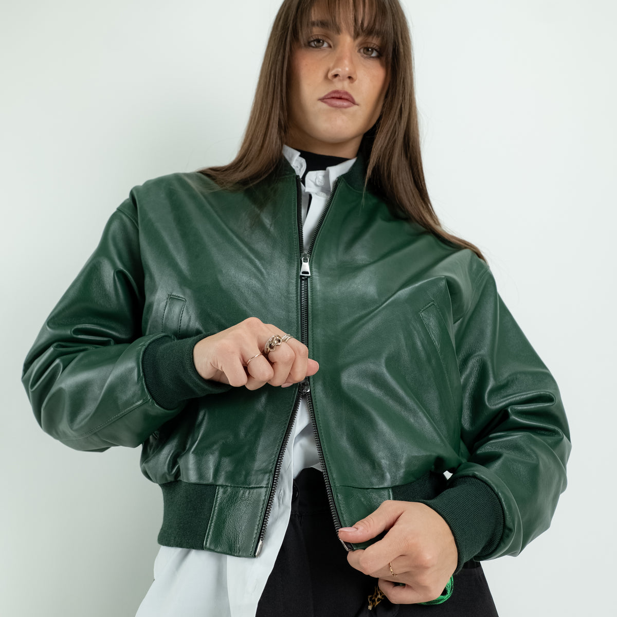 Cazadora bomber de mujer en piel auténtica - Verde