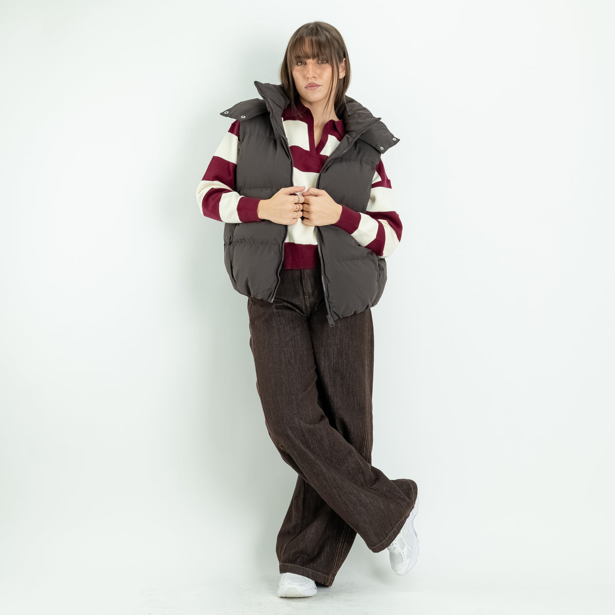 Pullover a Righe con Collo Polo e Scollo a V - Vinaccia