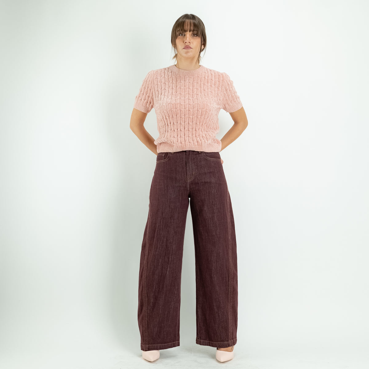 Jeans Balloon Fit con Cuciture a Contrasto - Vinaccia