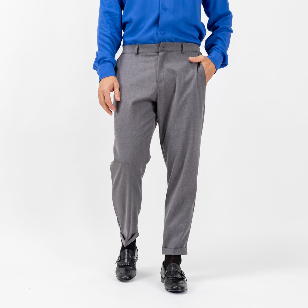 Pantalone classico con bottone coperto - Grigio