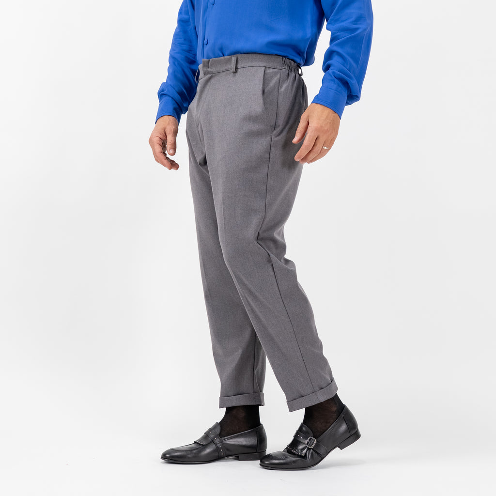 Pantalone classico con bottone coperto - Grigio