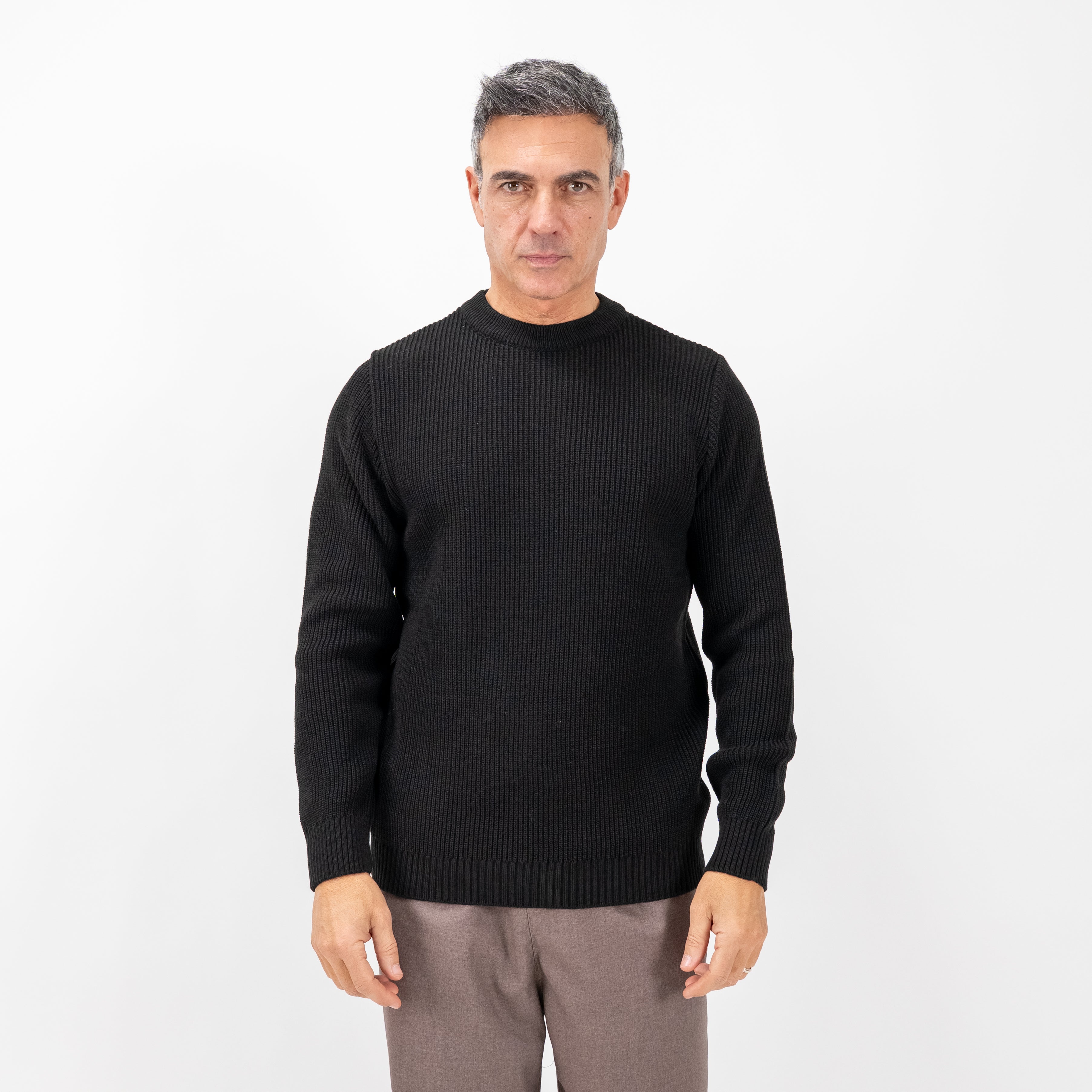 Maglione girocollo in misto lana - Nero