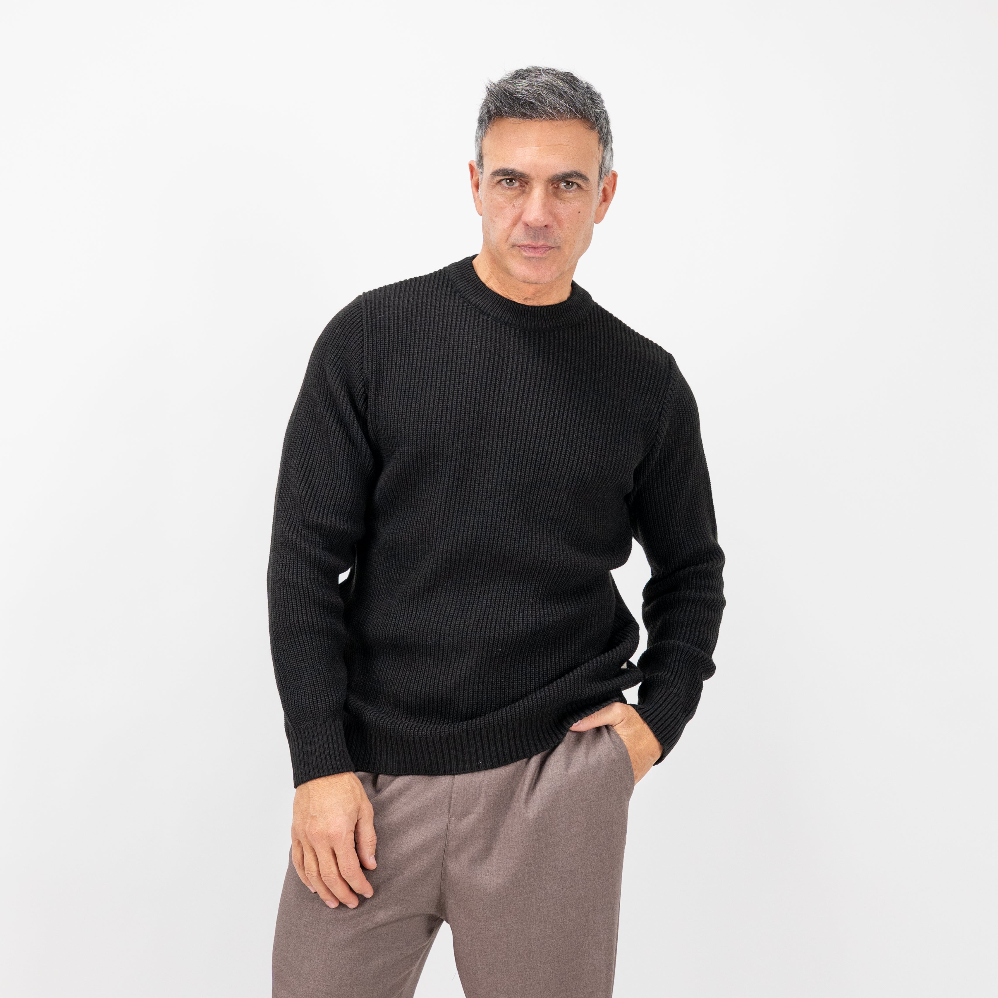 Maglione girocollo in misto lana - Nero