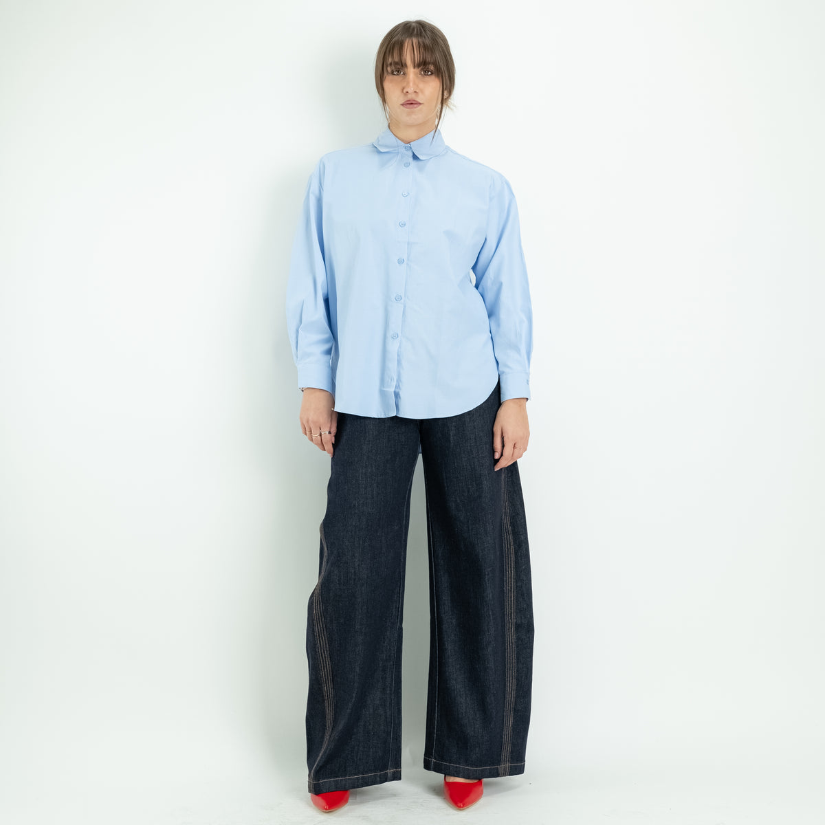 Camicia Oversize Asimmetrica con Spacchi Laterali - Celeste