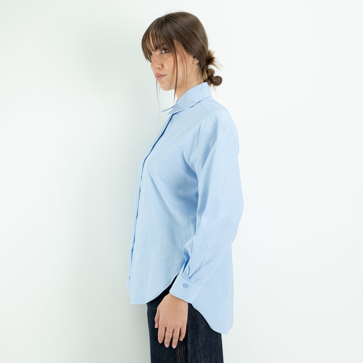 Camicia Oversize Asimmetrica con Spacchi Laterali - Celeste