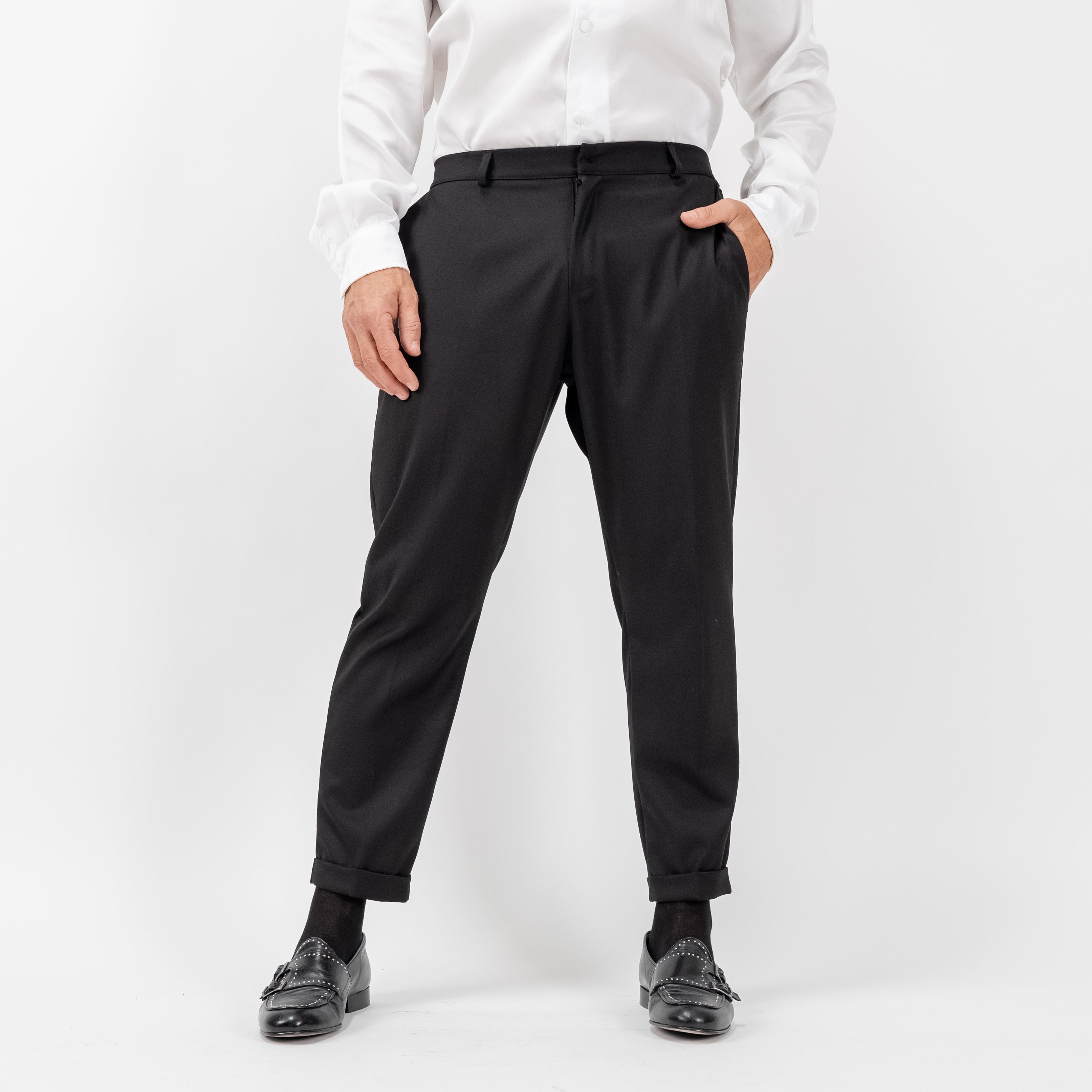 Pantalone classico con bottone coperto -Nero