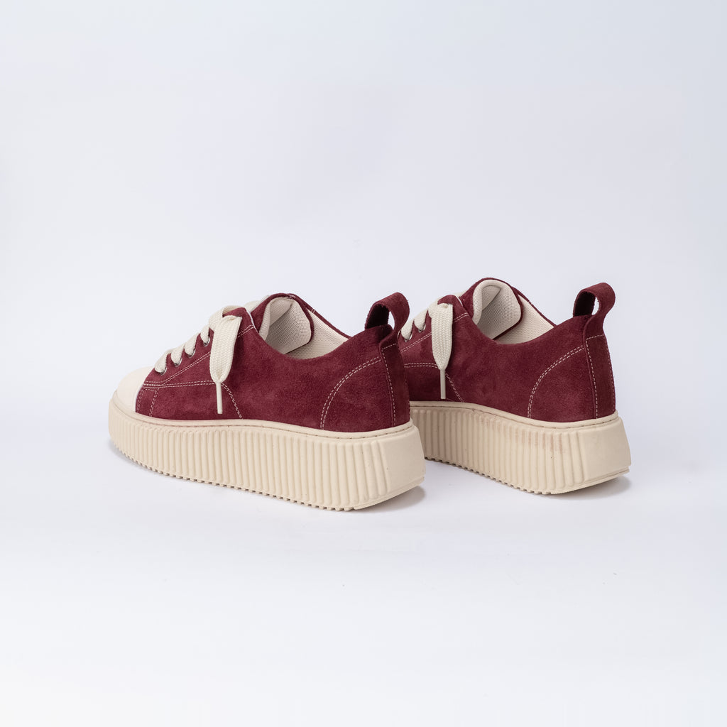 Sneaker in suede con Lacci Oversize - Bordeaux
