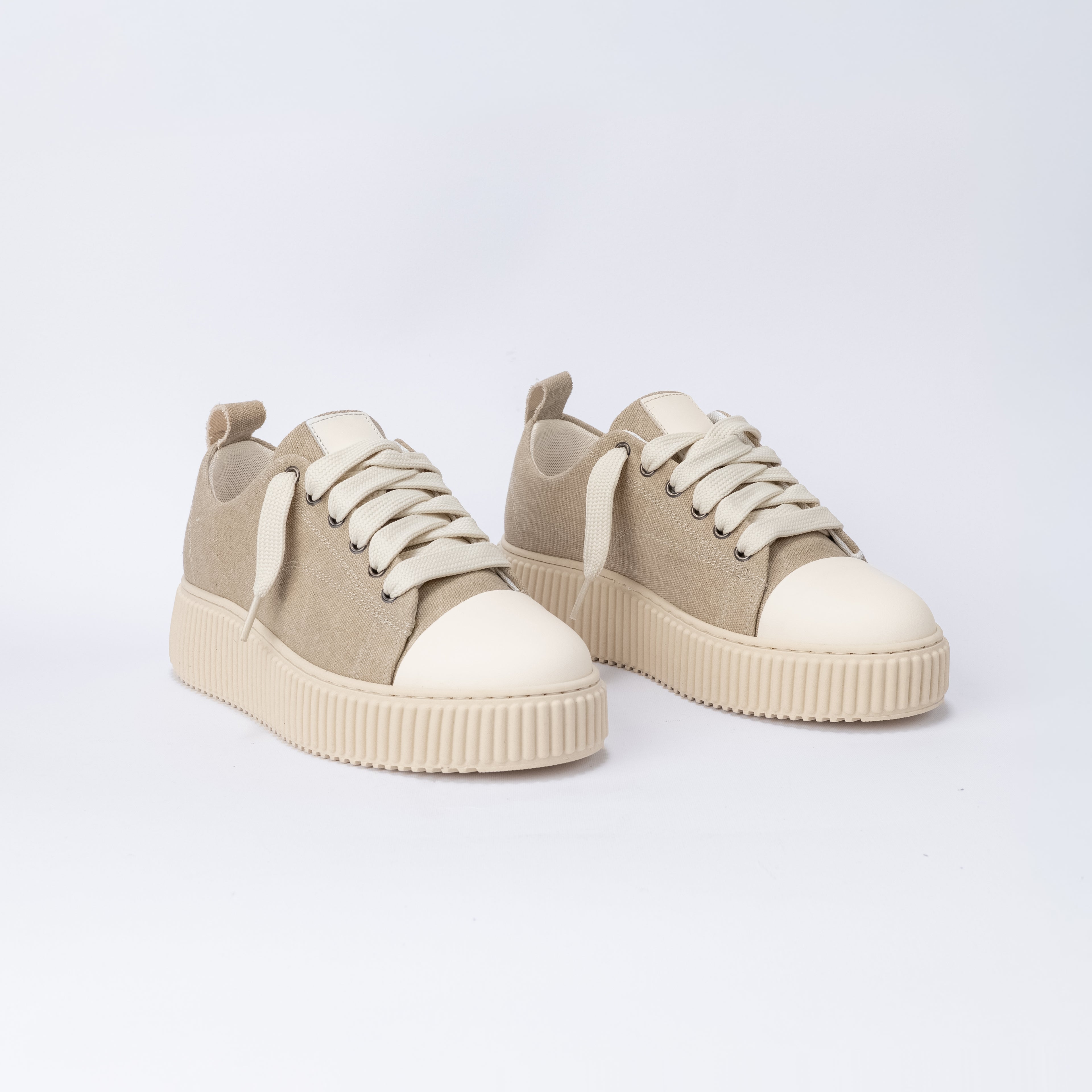 Zapatillas de lona con cordones extragrandes - Arena