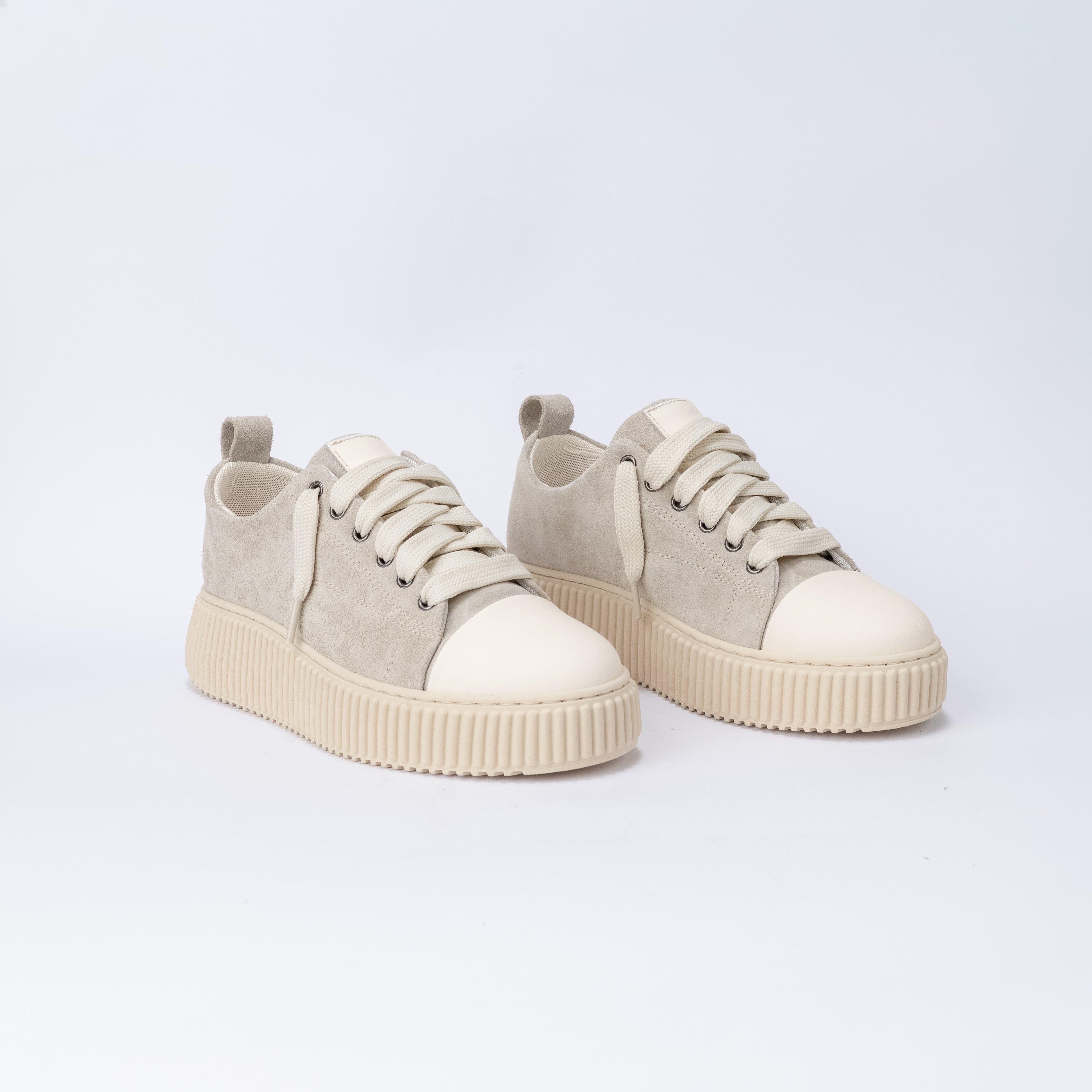 Zapatillas de ante con cordones oversize - Beige