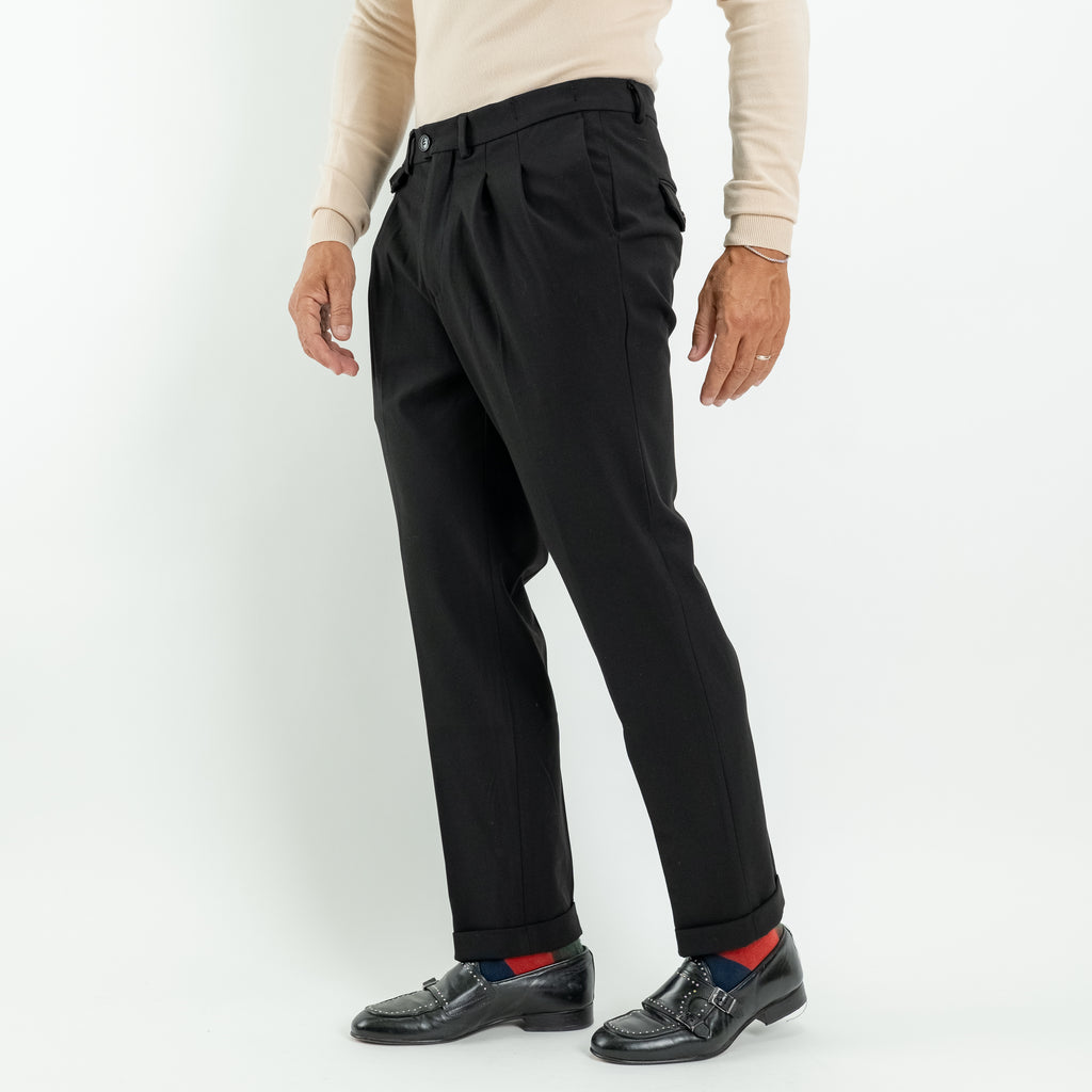 Maßgeschneiderte Hose mit doppelten Bundfalten – Schwarz