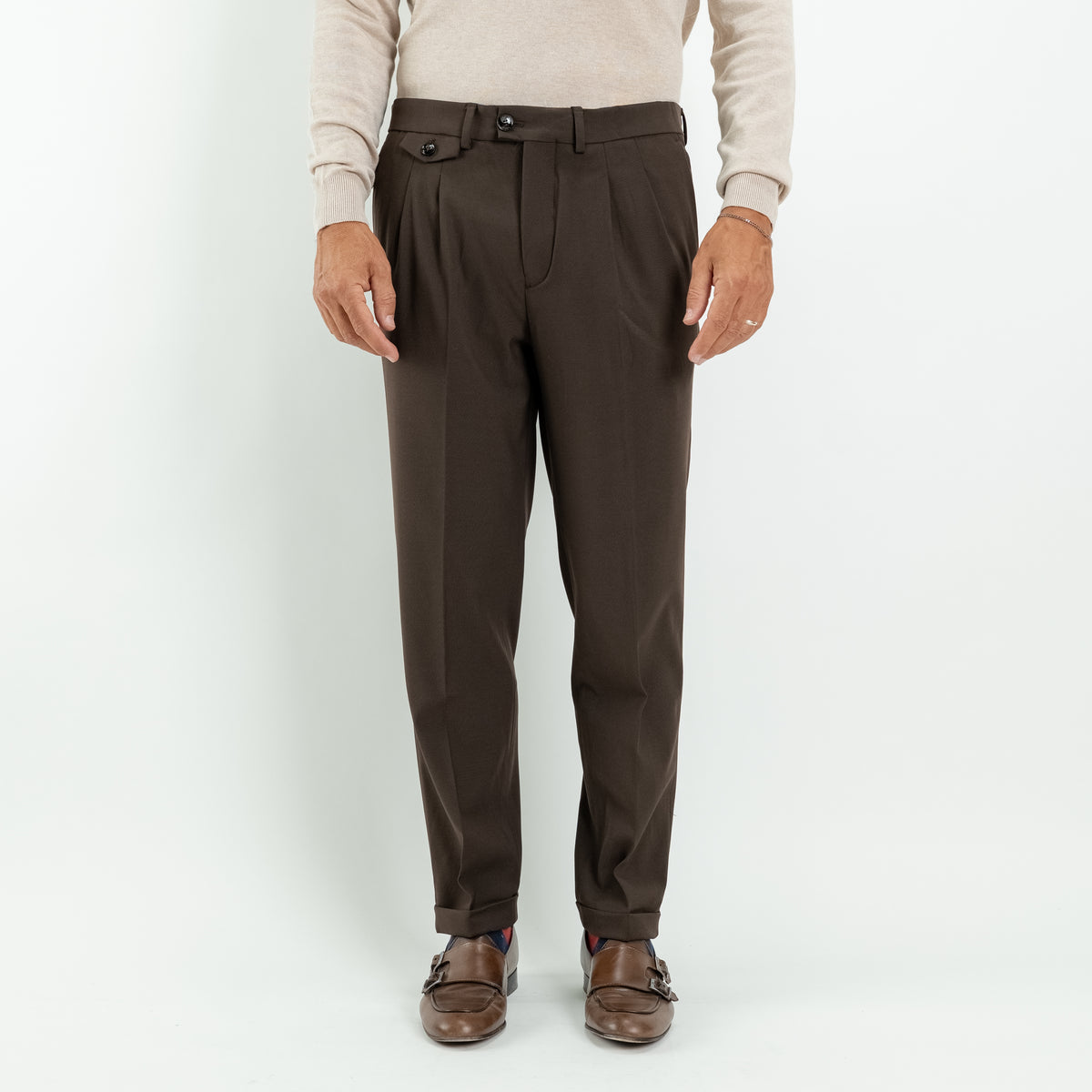 Maßgeschneiderte Hose mit doppelten Bundfalten – Dunkelbraun