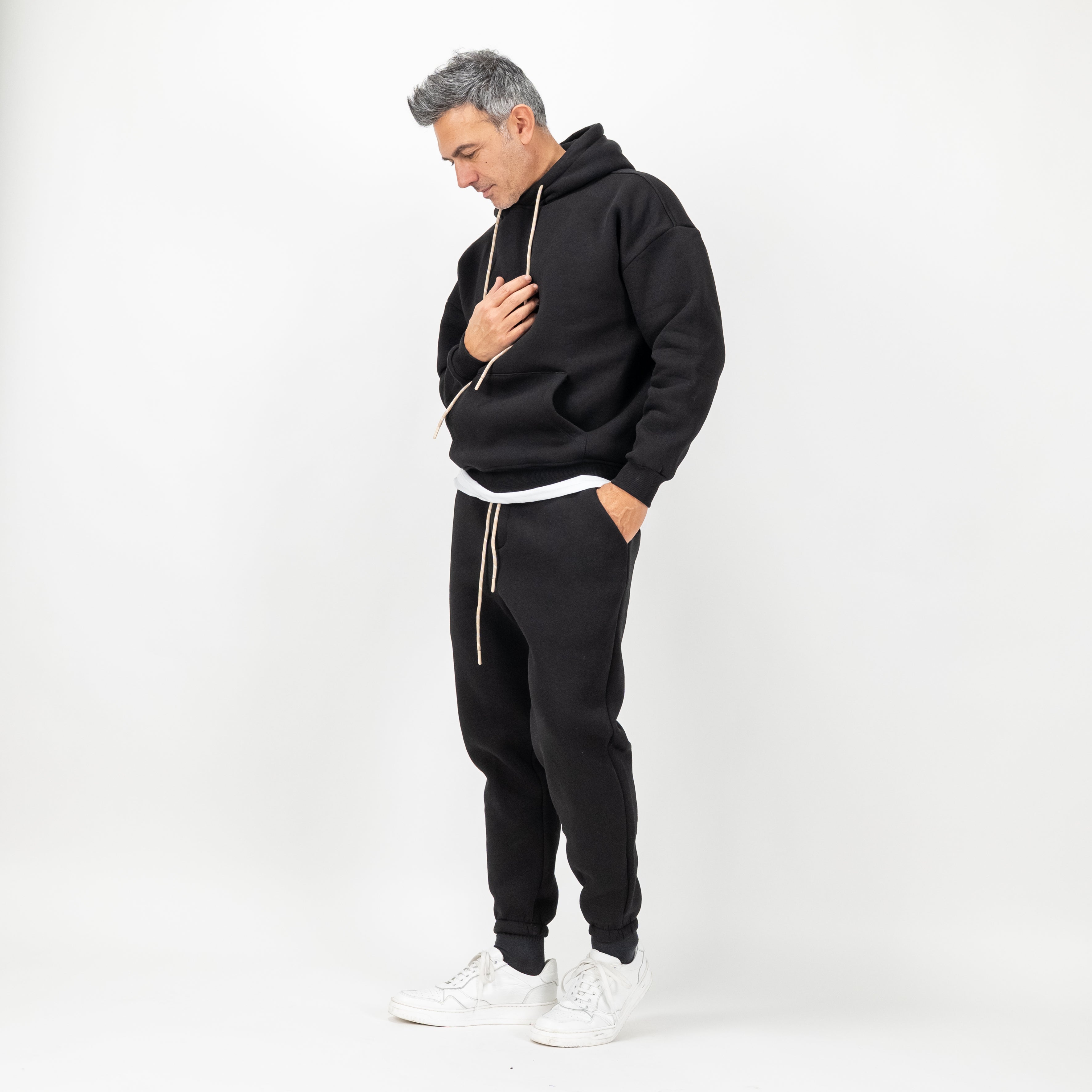 Tuta con felpa e pantalone con lacci - Nero