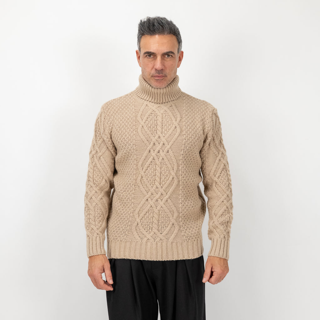Maglione collo alto con trama a treccia - Beige