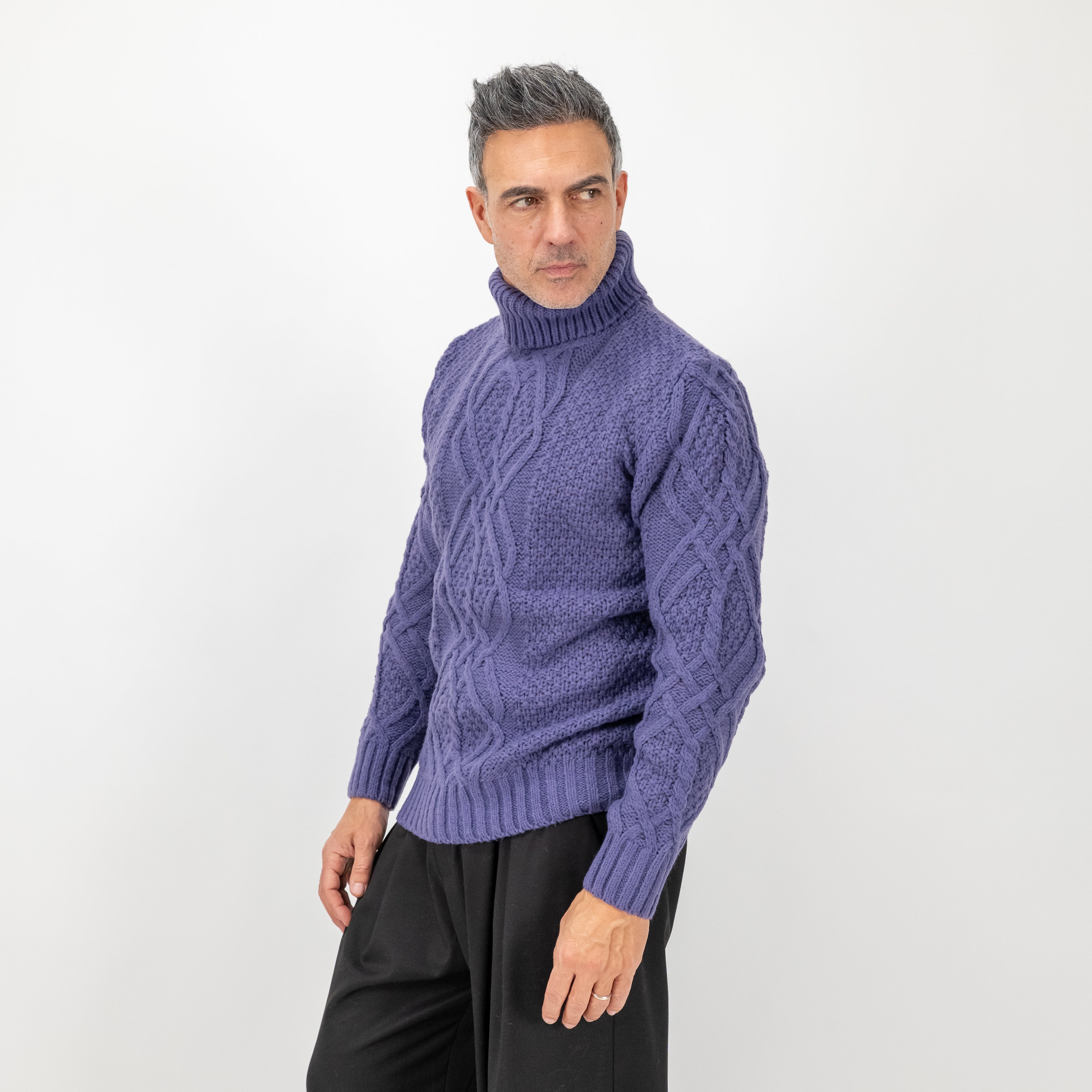 Maglione collo alto con trama a treccia - Viola