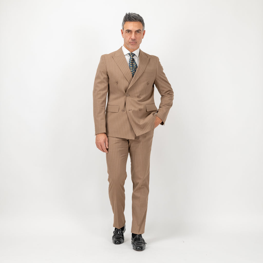 Abito doppiopetto gessato con pantalone con molla - Beige