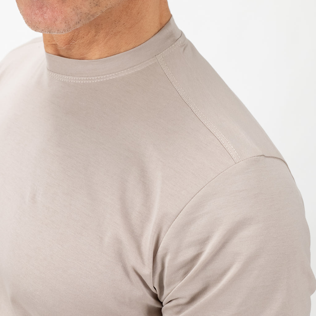 T-shirt in Filo di Scozia vestibilità aderente - Beige