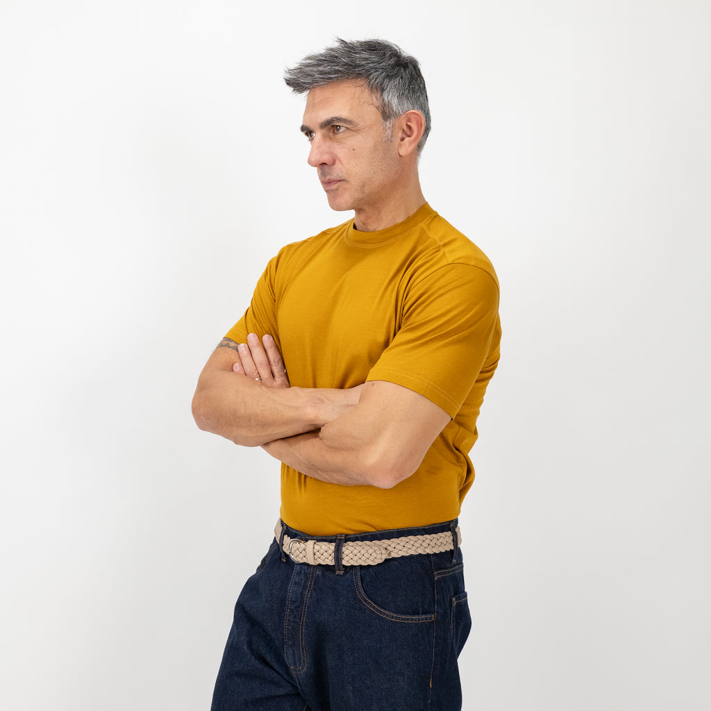 T-shirt in Filo di Scozia vestibilità aderente - Giallo