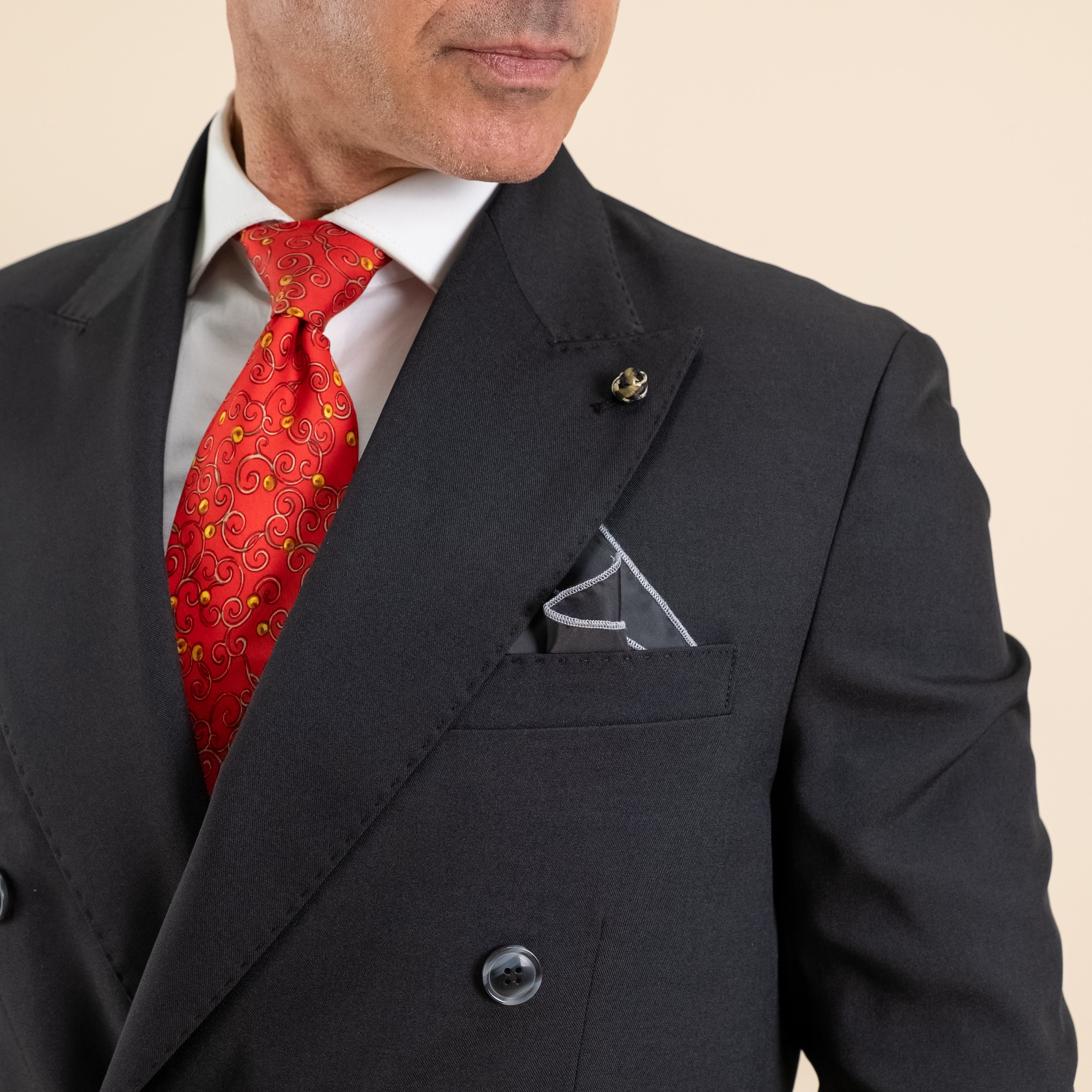 Abito doppio petto con pantalone con fibbia laterale - Nero