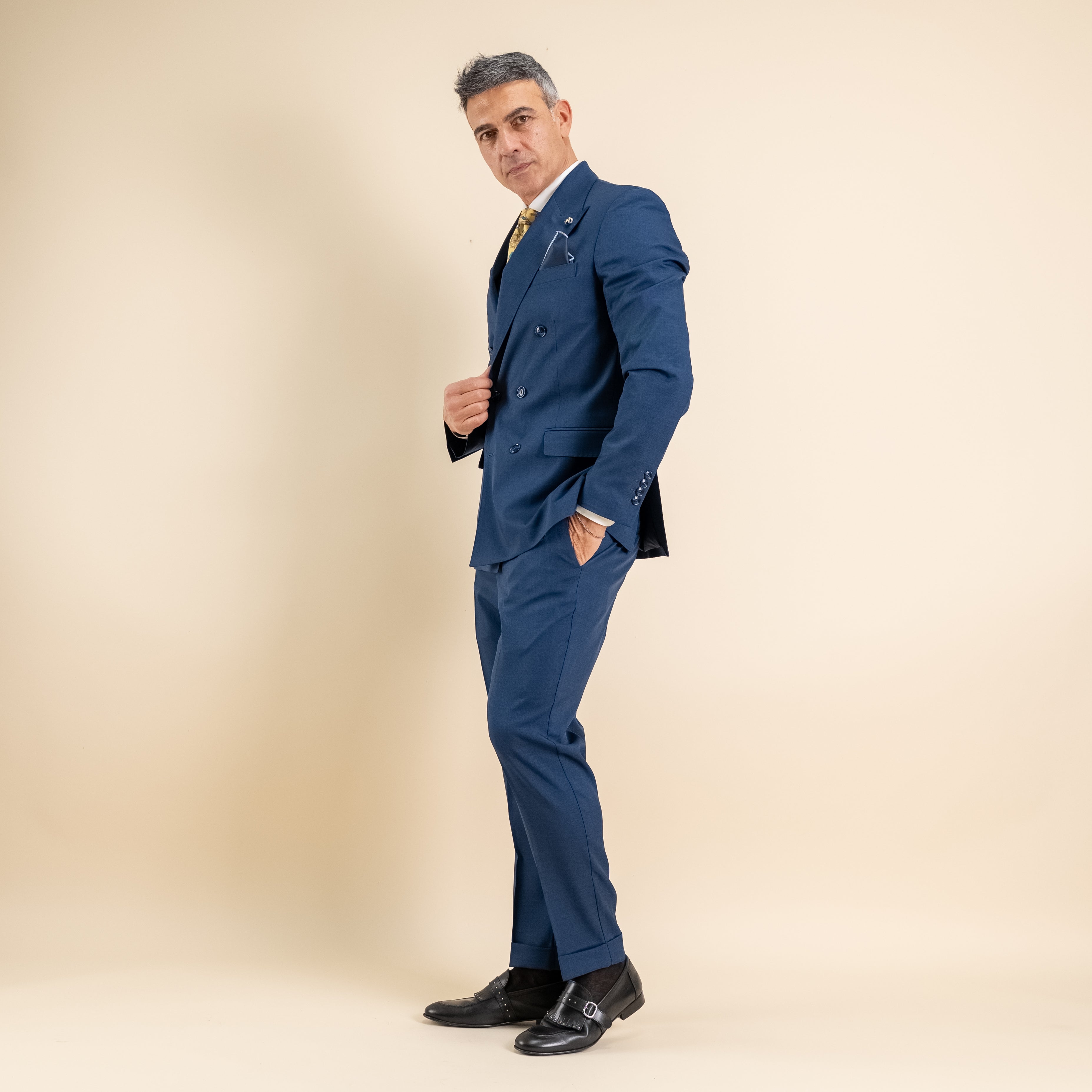 Abito doppio petto con pantalone con fibbia laterale - Blu