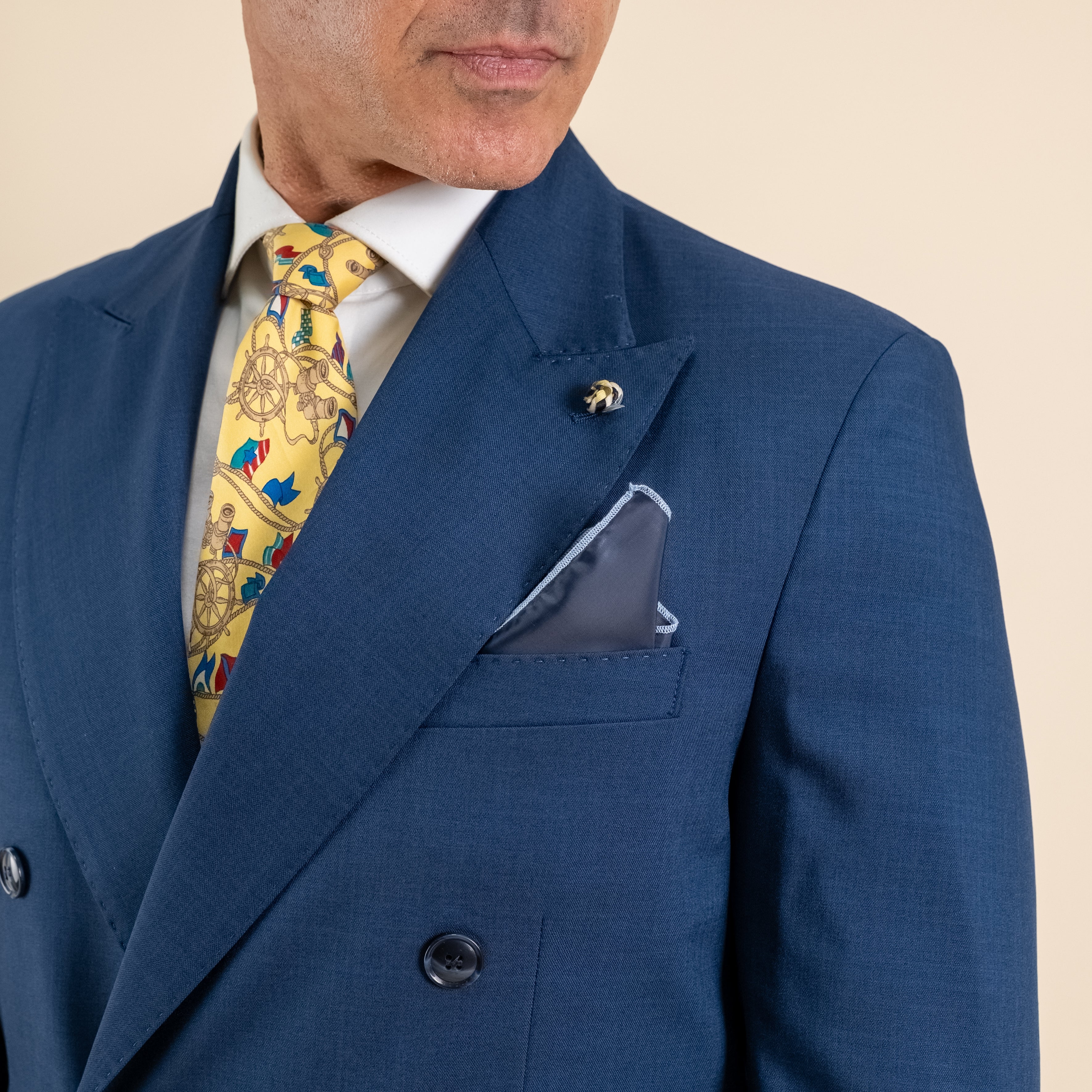 Abito doppio petto con pantalone con fibbia laterale - Blu