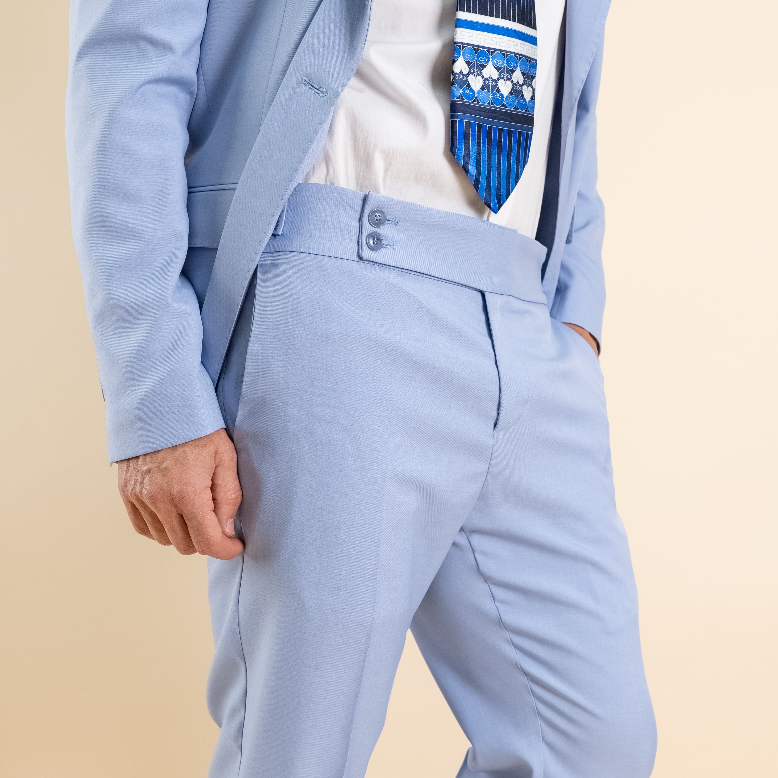 Abito doppio petto con pantalone con fibbia laterale - Polvere