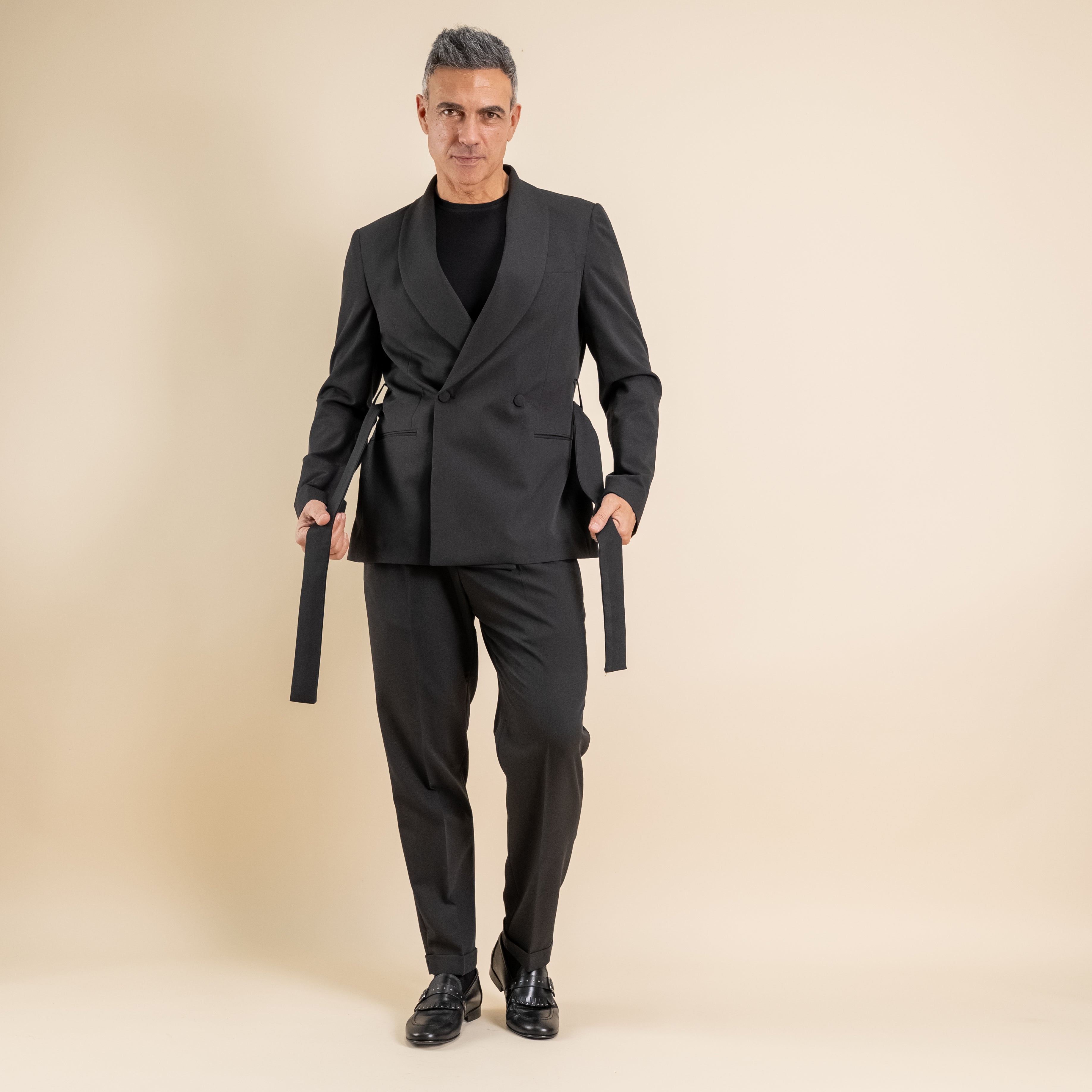 Traje cruzado con botones dorados - Azul royal