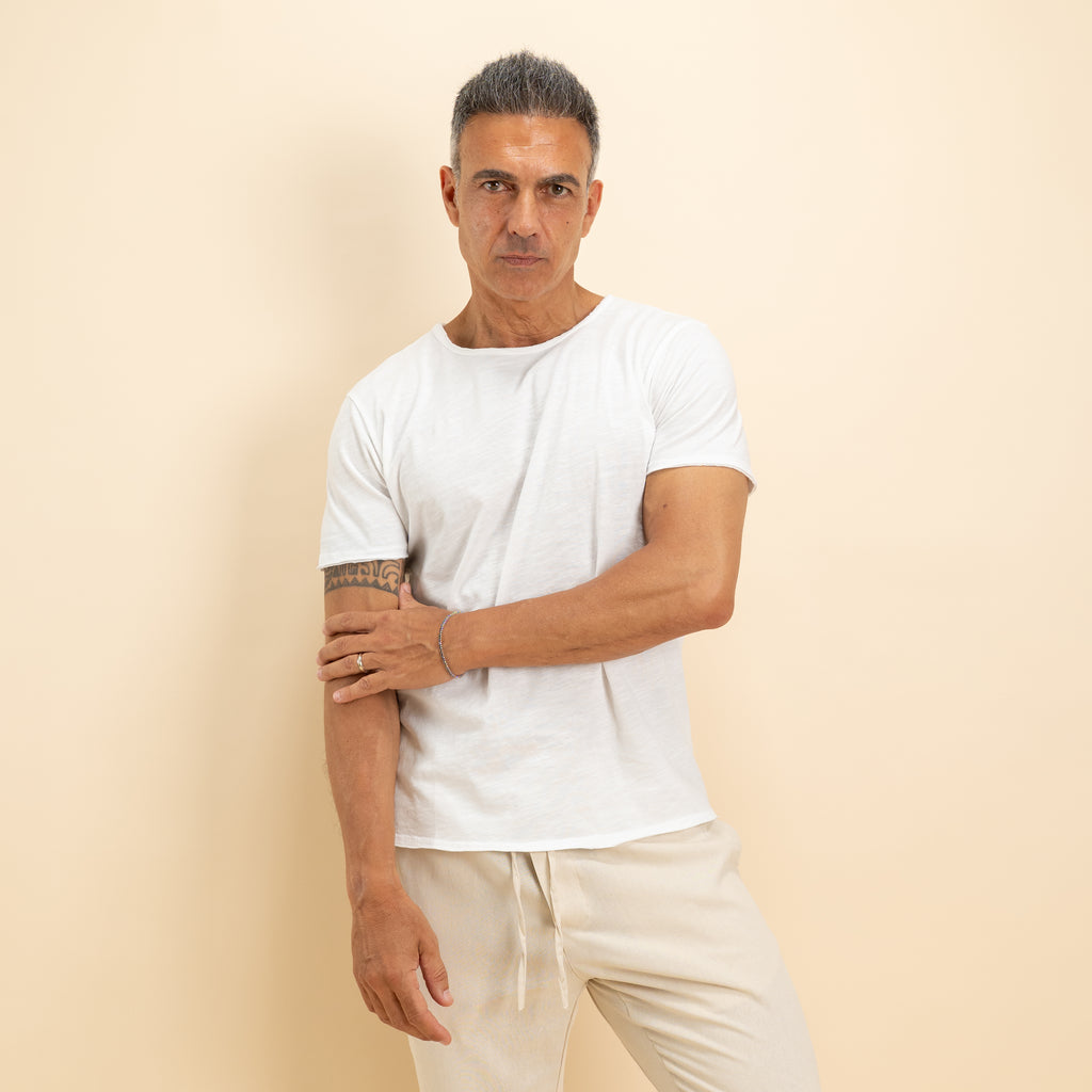 T-shirt scollo a barca taglio vivo - Bianco