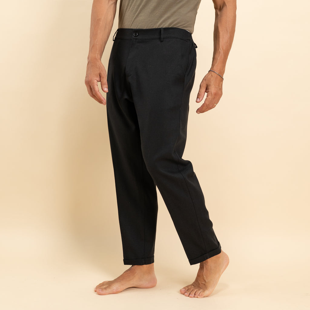 Pantalone in misto lino con pieghino - Nero