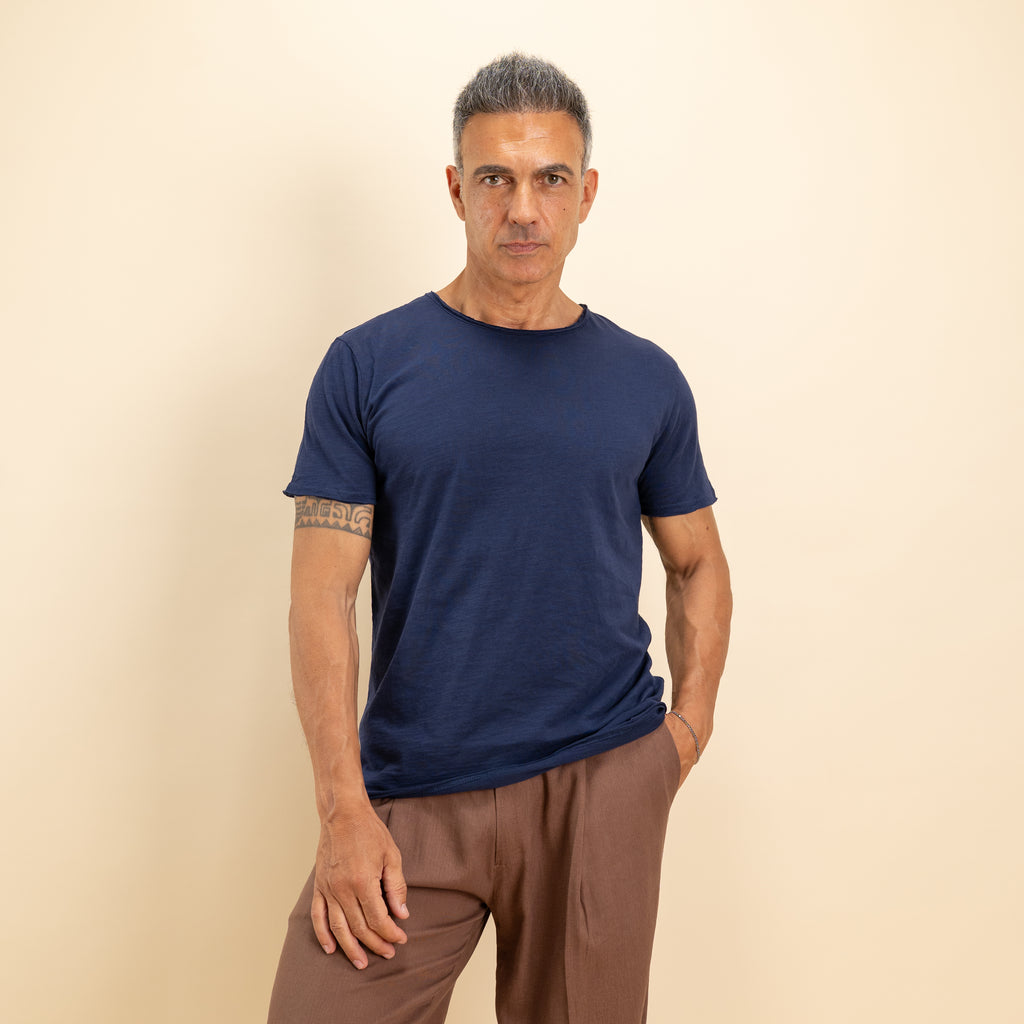 T-shirt scollo a barca taglio vivo - Blu