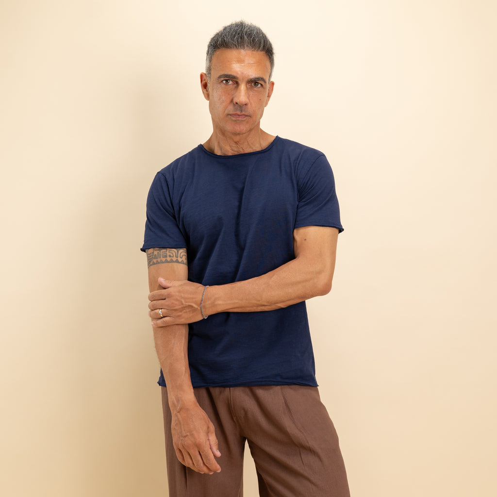T-shirt scollo a barca taglio vivo - Blu