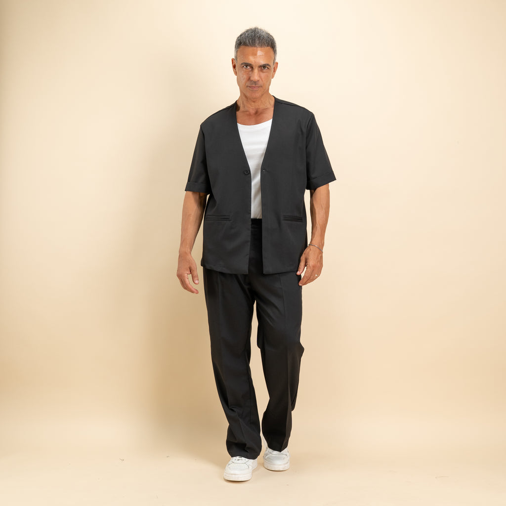Coordinato camicia scollo a V e pantalone palazzo - Nero