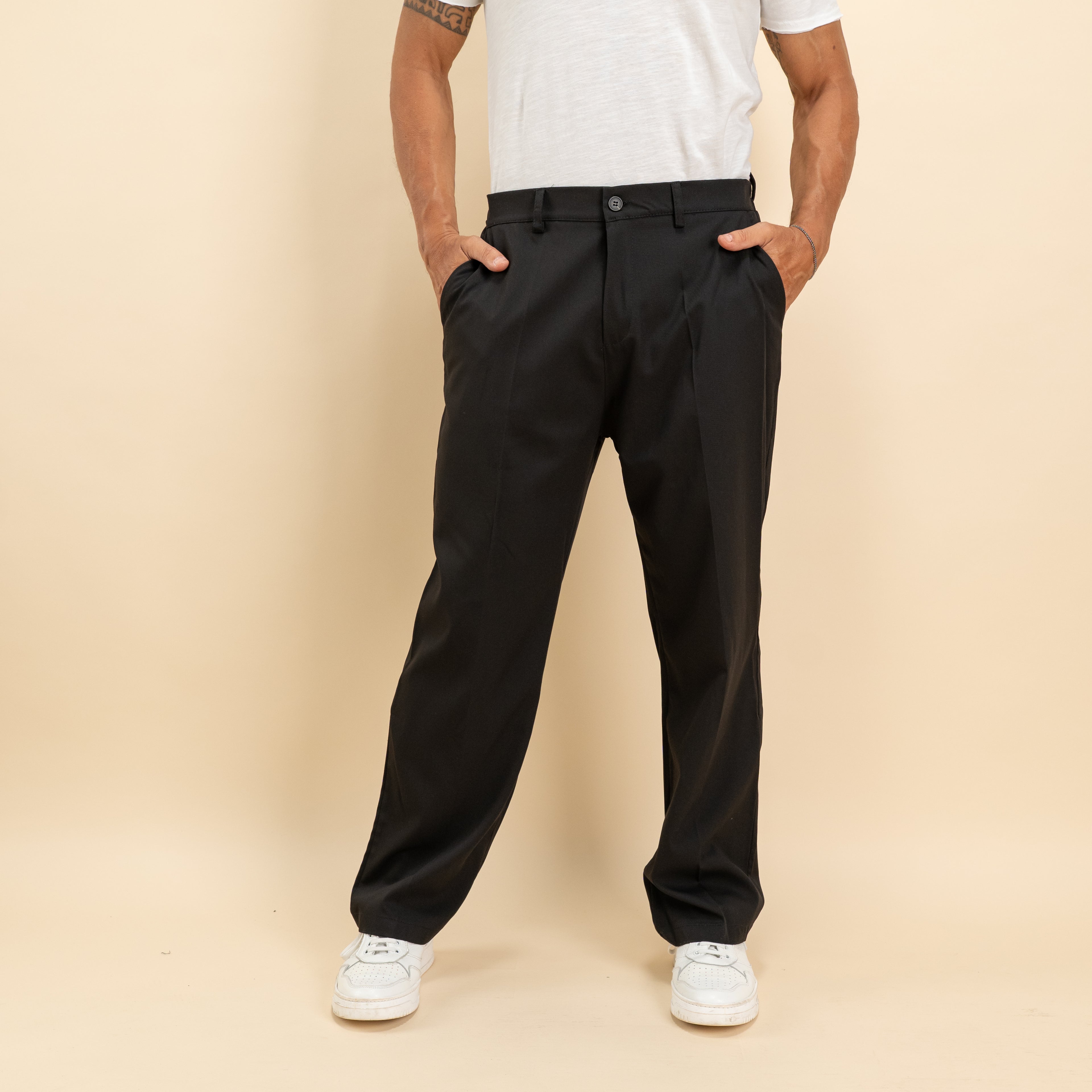 Pantalone palazzo con elastico e passanti posteriori - Nero
