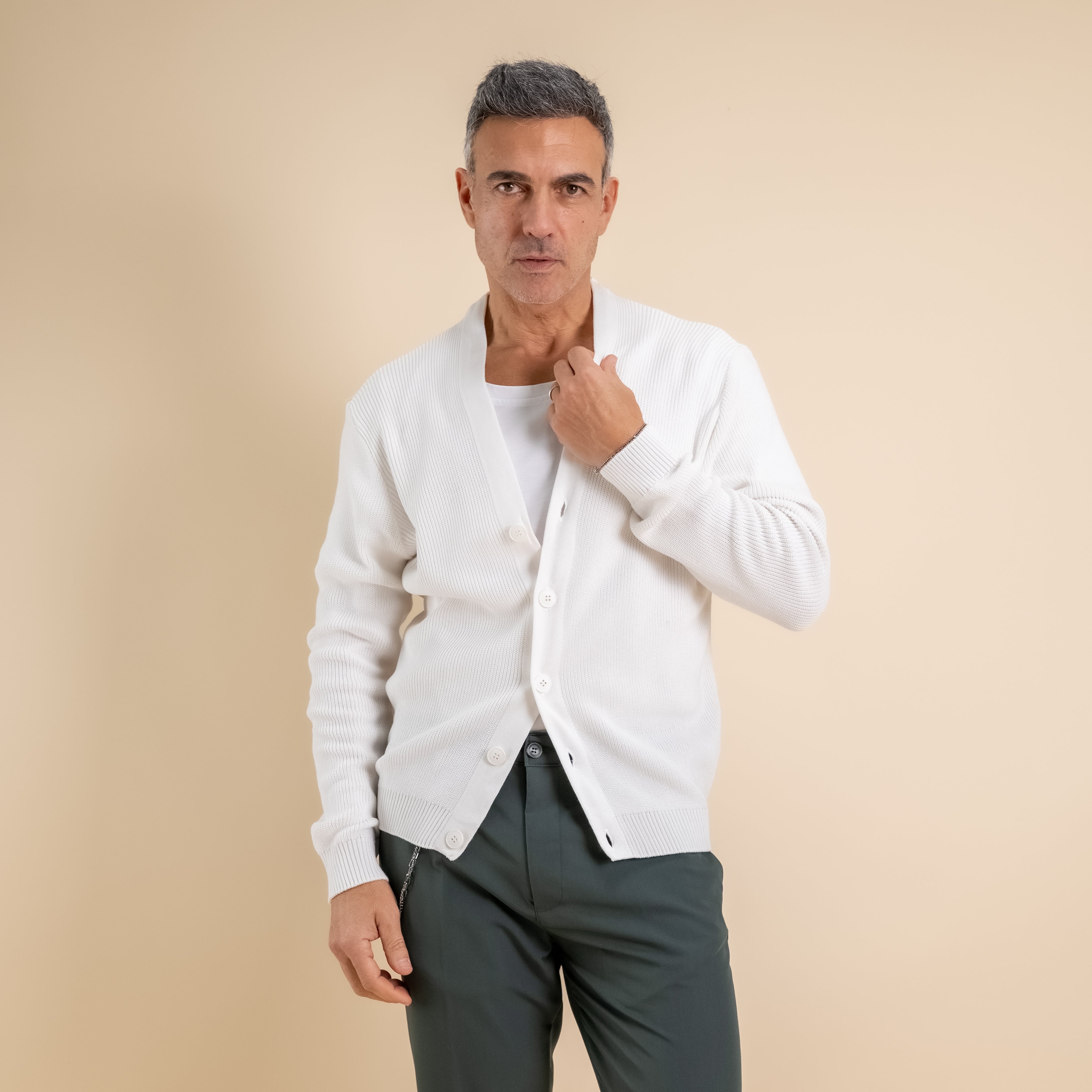 V-Neck Knit Cardigan – White