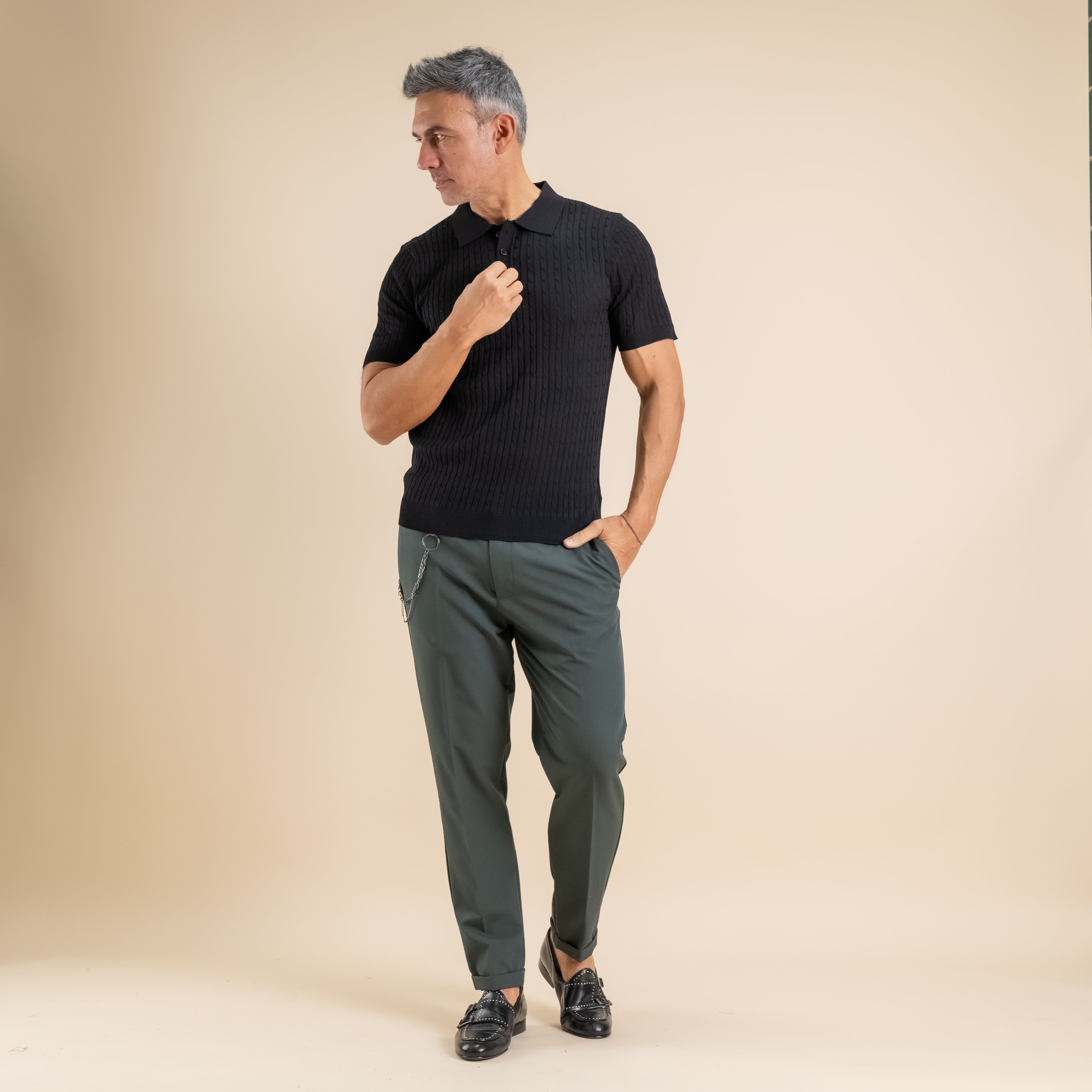 Polo in maglia a treccia con tre bottoni - Nero