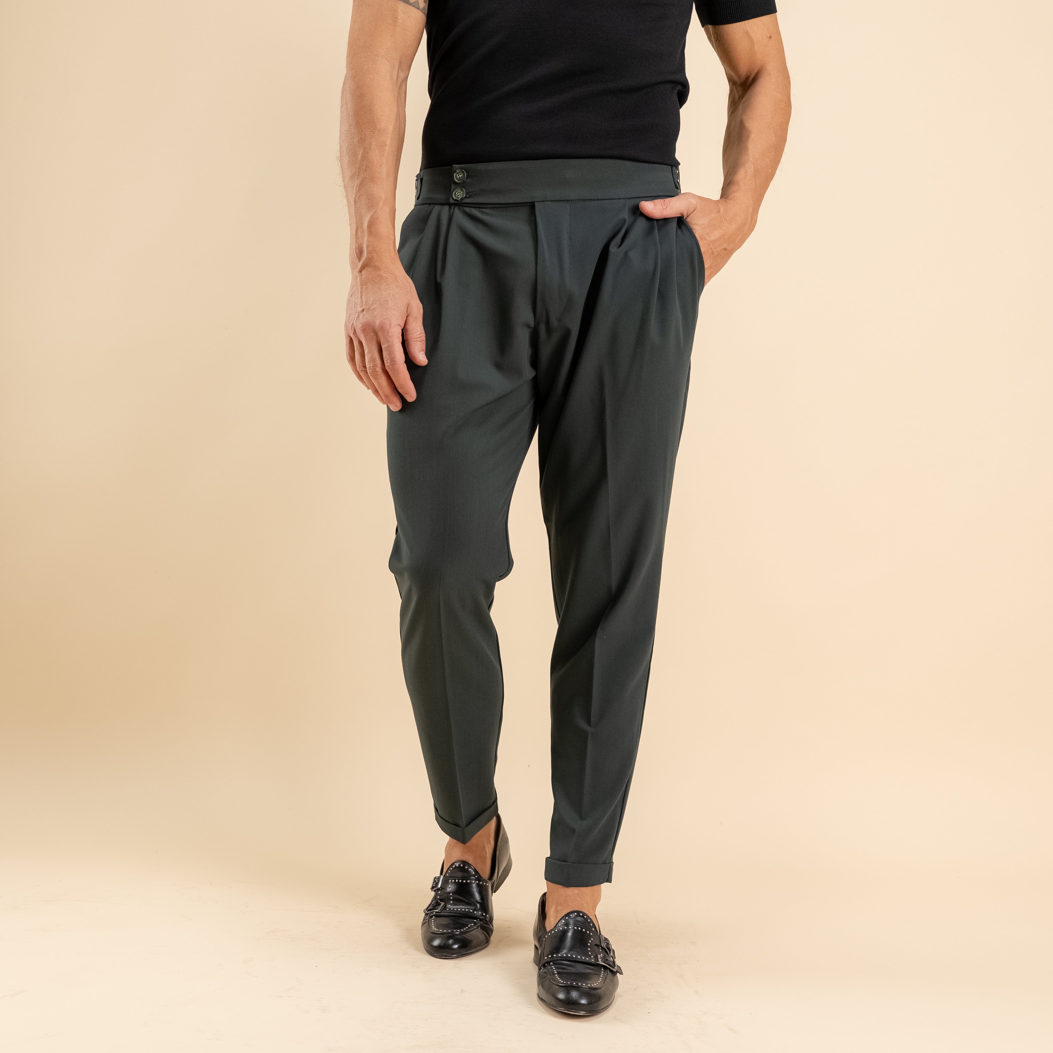 Pantalón con corpiño y hebilla lateral - Verde