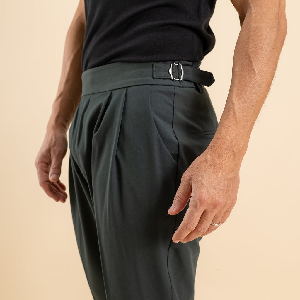 Pantalone con bustino e fibbia laterale - Verde